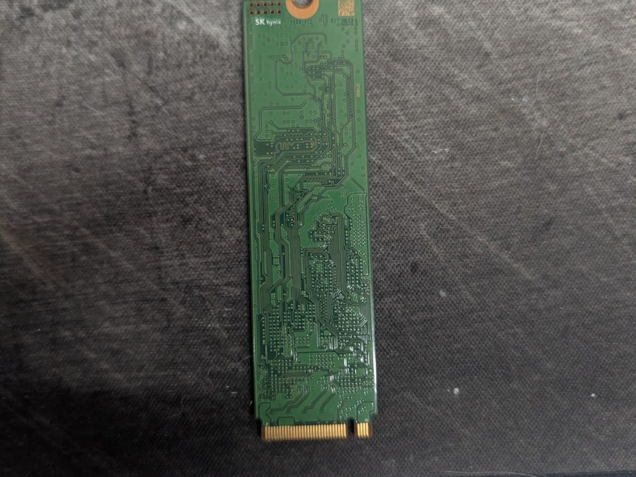 🛡️ SK hynix SK Hynix Gen 3 NVMe SSD 512GB