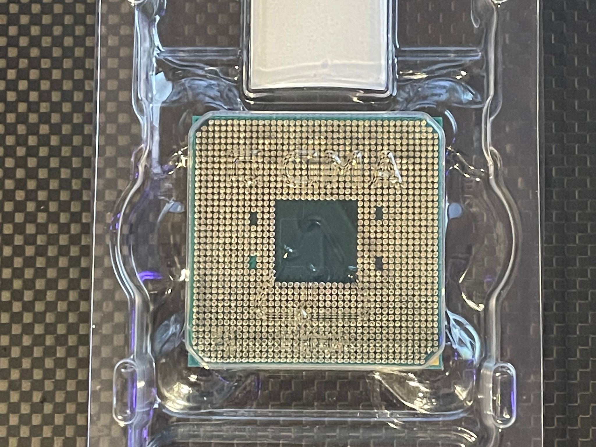 Used, AMD Ryzen 3 3200G with cooler and box
