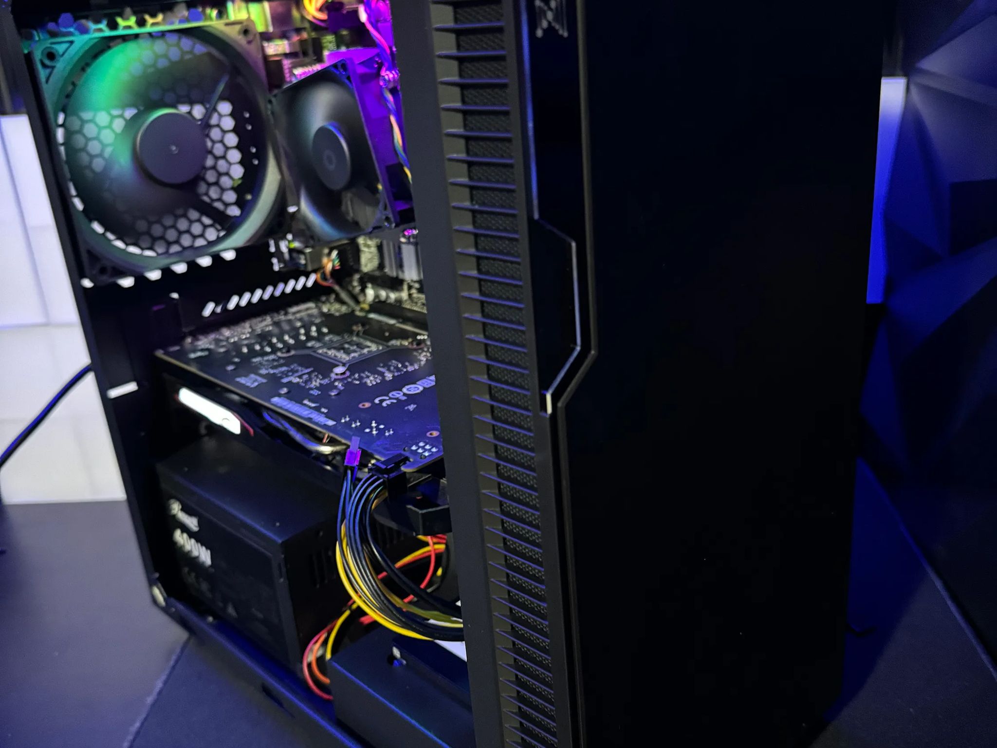 Tusker Budget Gamer 8450
