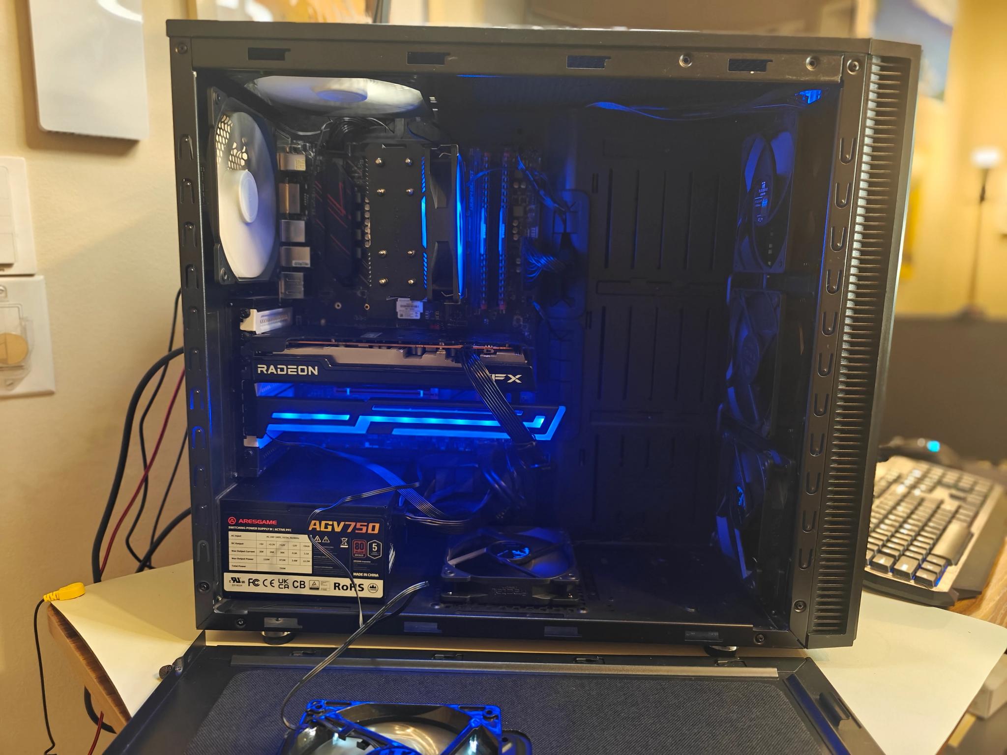 💰🖤🦾🤫 Massive 1080p Value | Ryzen 5 5500 | Radeon RX 6650 XT | Corsair VENGEANCE 32GB