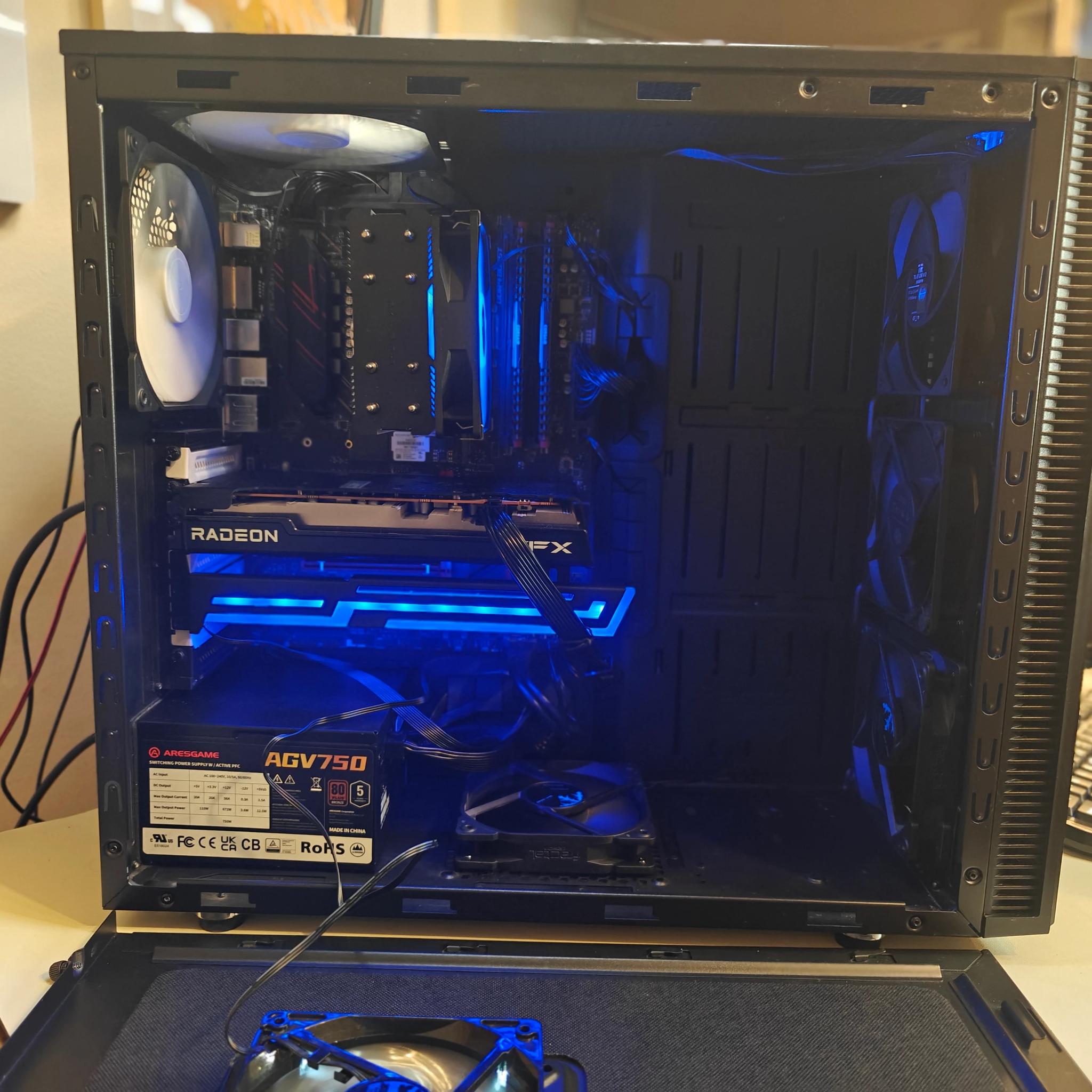 💰🖤🦾🤫 Massive 1080p Value | Ryzen 5 5500 | Radeon RX 6650 XT | Corsair VENGEANCE 32GB