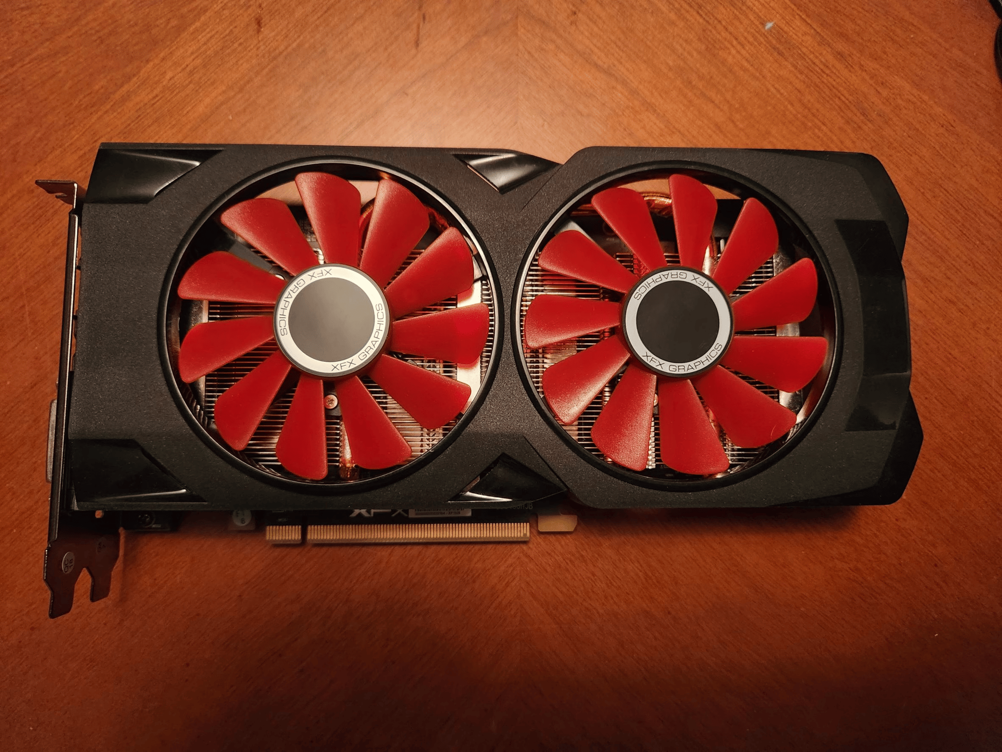 AMD XFX  RX570 8GB