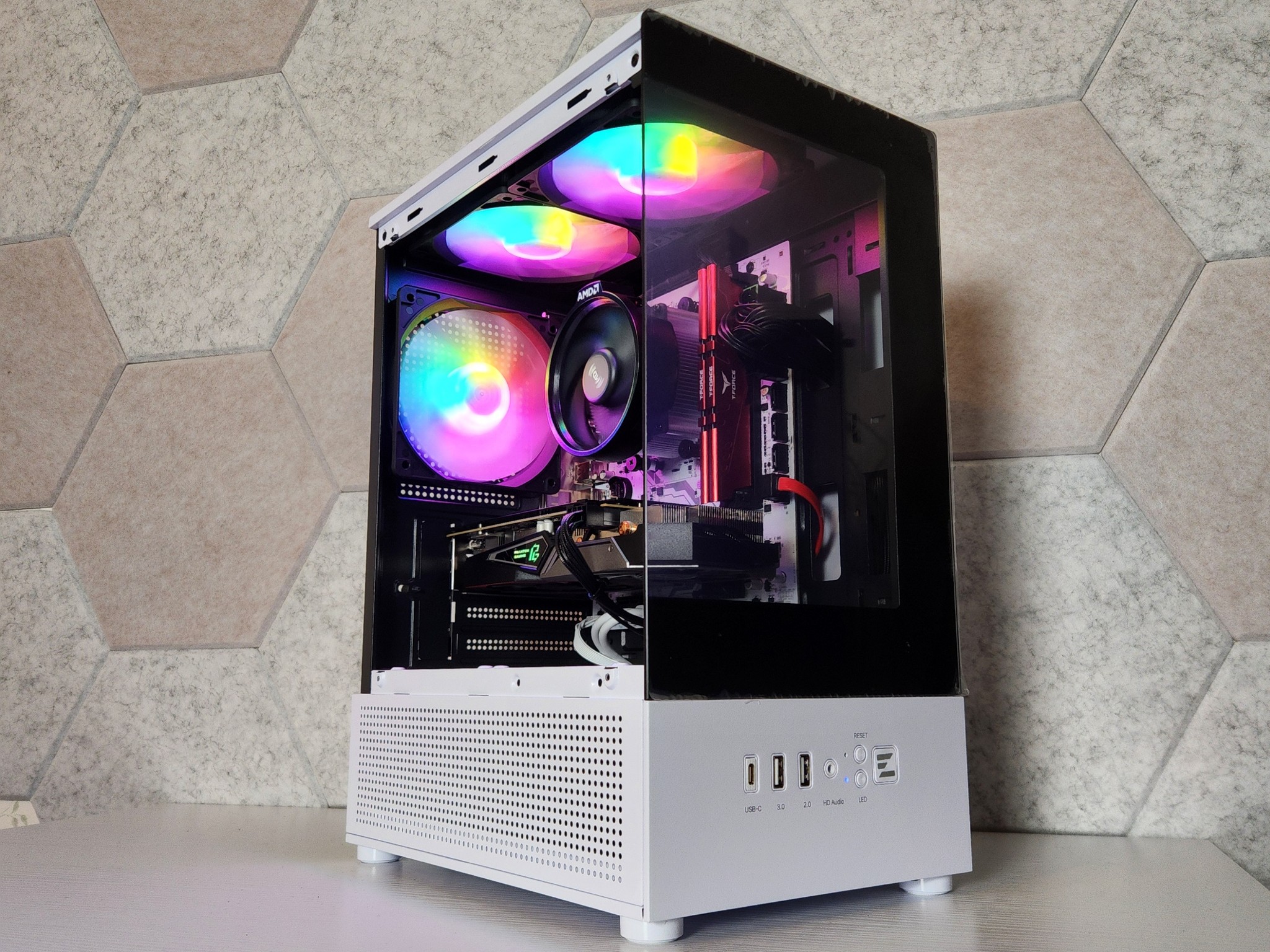 🔴⚫AMD Esports Gaming PC | RX 5500 XT 8GB | Ryzen 5 2600 | 16GB RAM | 512GB SSD | 650W PSU