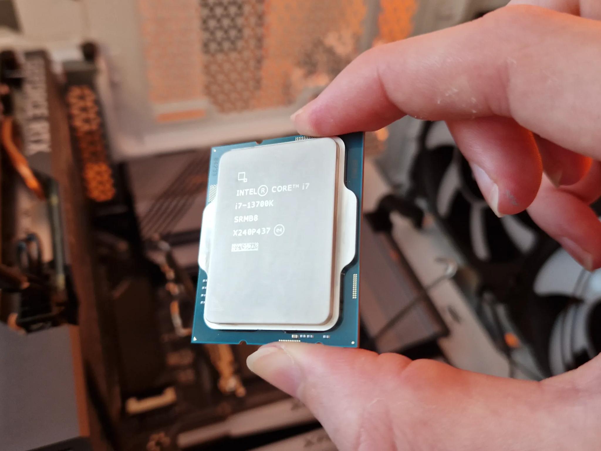 Intel Core i7-13700K Processor (5.4 GHz, 16 Cores, LGA 1700) noBox - BX8071513700K