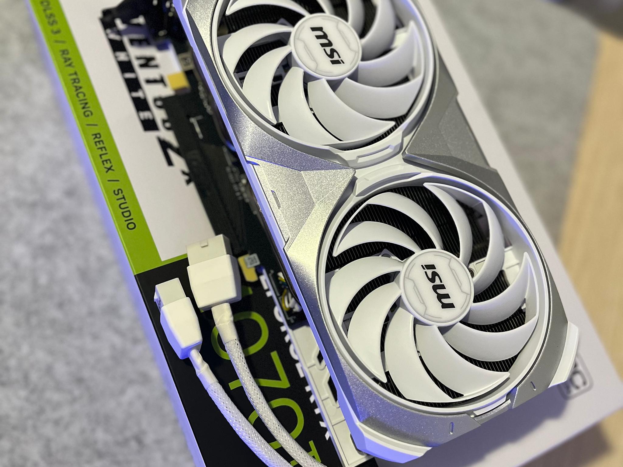 **FREE SHIPPING** MSI - GEFORCE RTX 4070 TI VENTUS 2X OC 12GB GDDR6X WHITE - GREAT CONDITION