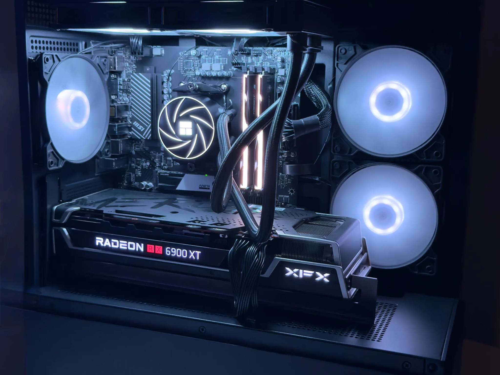 1440p/4k PC - RX 6900 XT 16GB | RYZEN 7600X | 32GB DDR5 7200MHz CL34