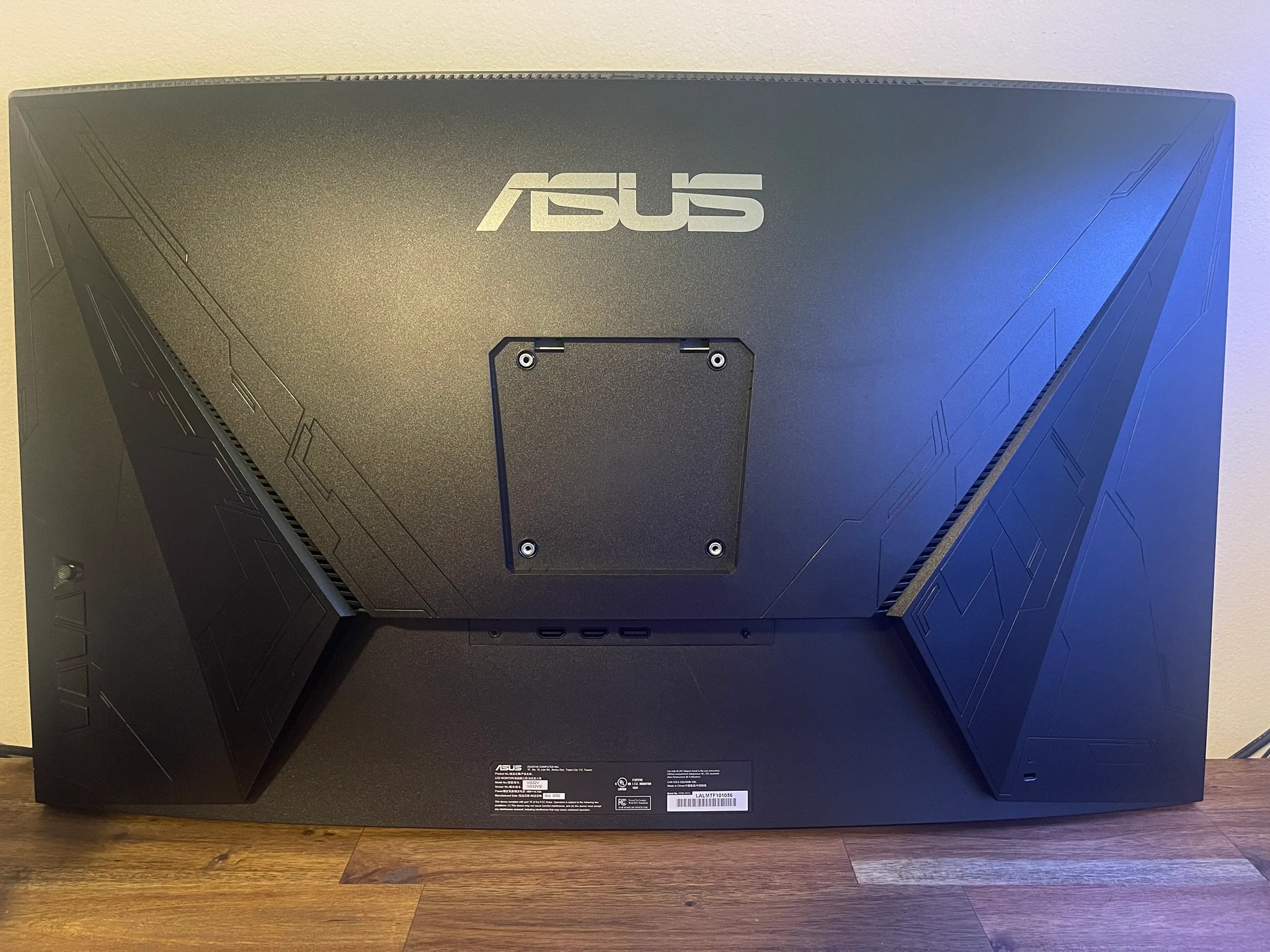 ASUS TUF Gaming VG32VQ 32" 2K 144Hz Curved Monitor
