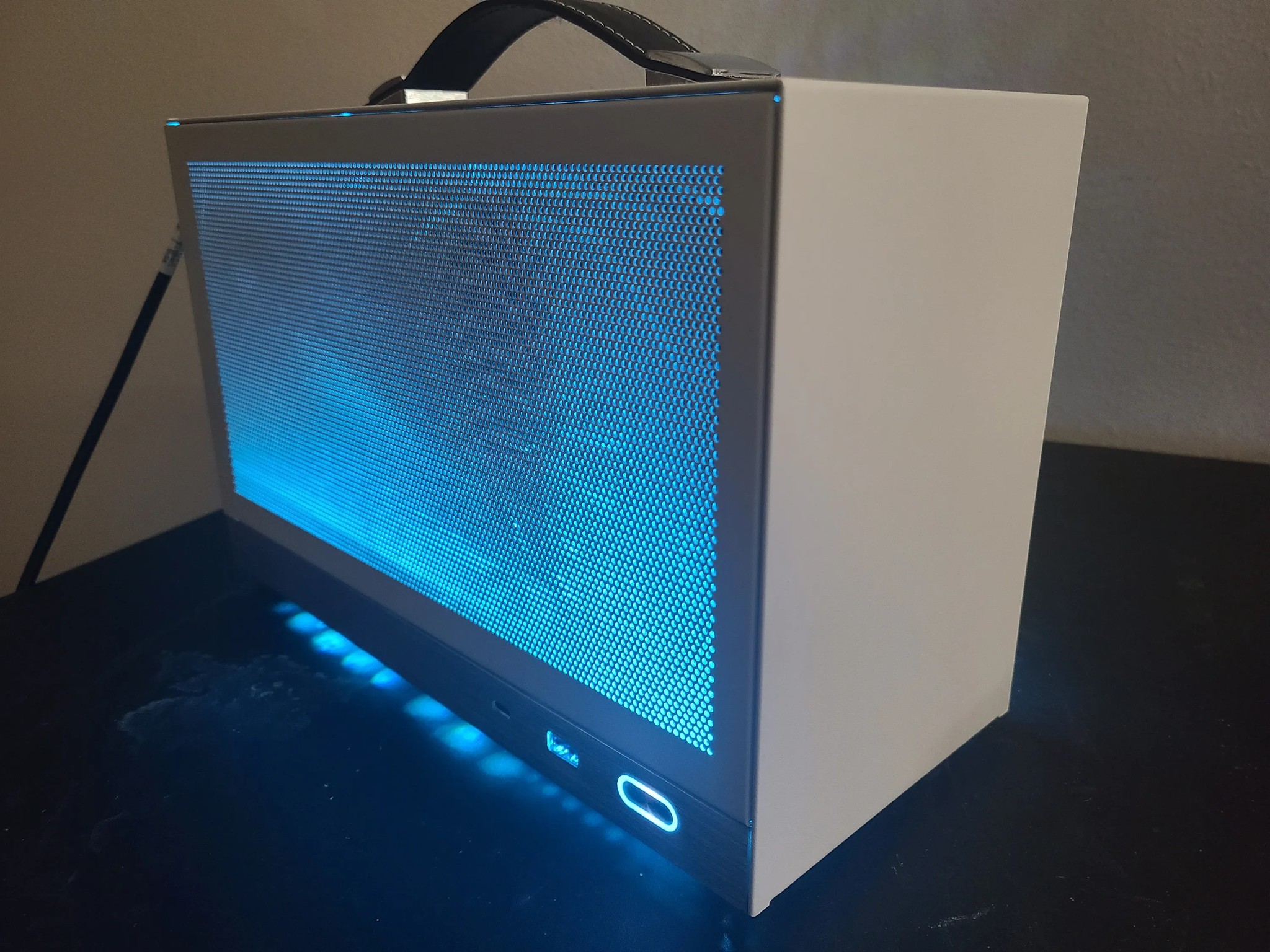 RX 6700 XT | Ryzen 5 3600X | 1TB Gen4 NVME | 32GB 3200MHz RAM