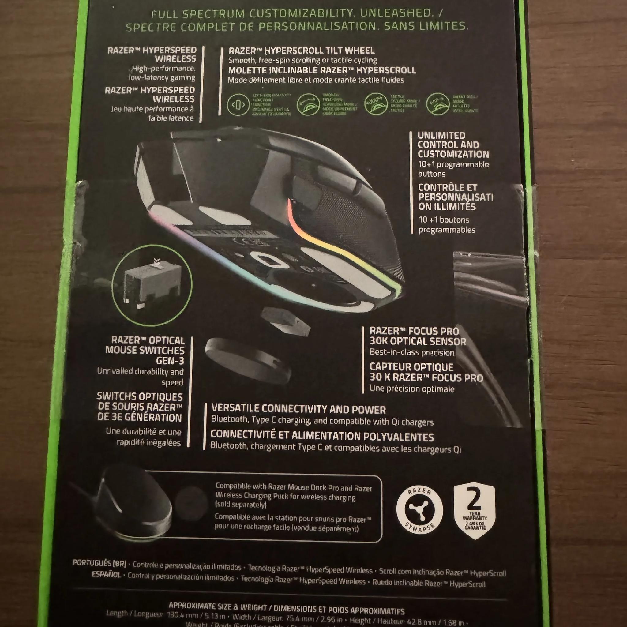 Razer Basilisk V3 Pro + Razer Mouse Dock Pro