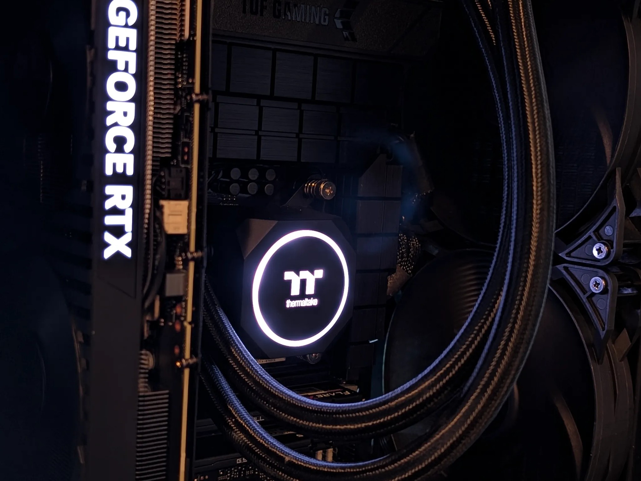 I5 13600KF | RTX 4060ti | 32gb Ram | BLACKOUT GAMING PC!