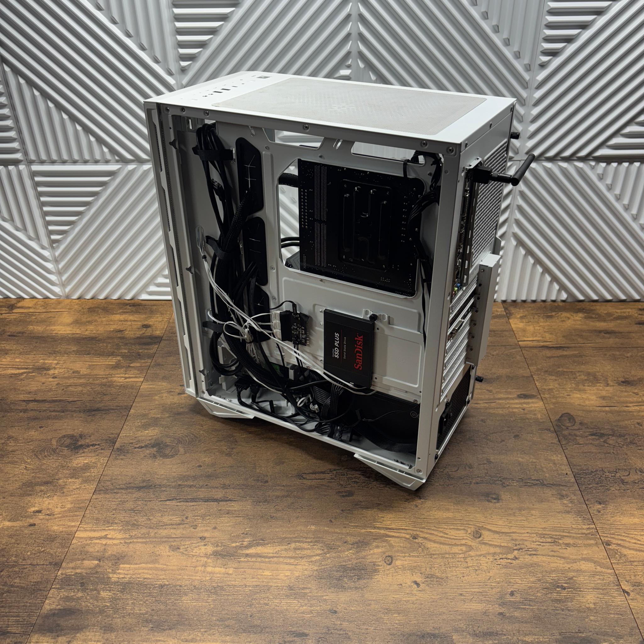 White RGB Gaming PC | Ryzen 7 2700X | RX 580 8GB | 16GB RAM | 2.24TB Storage SSD + HDD