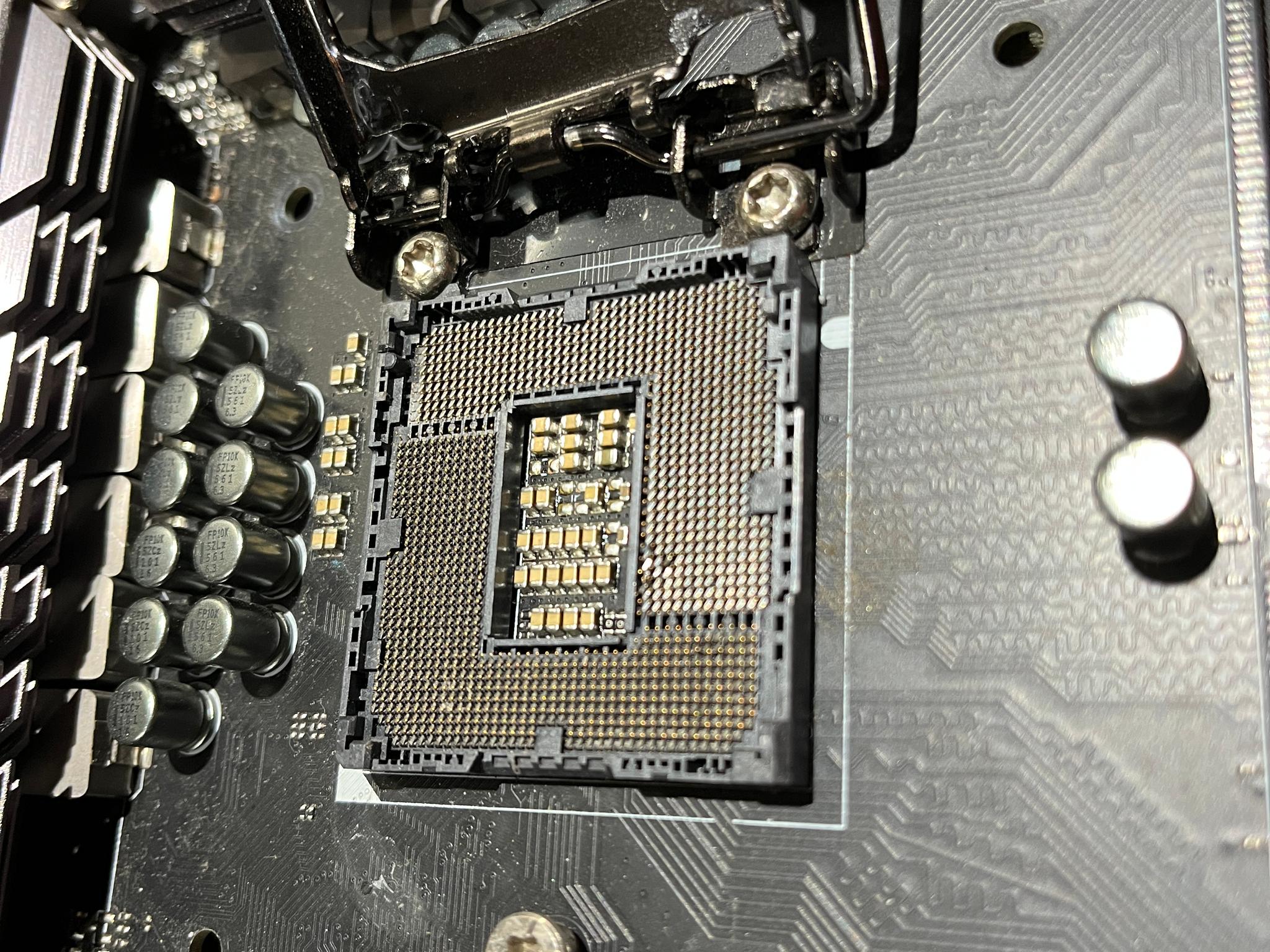 ASUS MAXIMUS VIII HERO LGA 1151 Motherboard – Parts / Not Working – Bent Pins