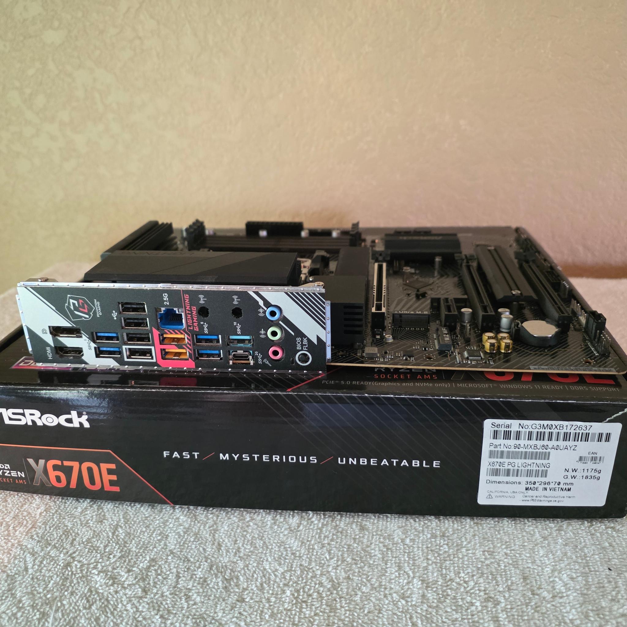 ASRock X670E PG Lightning