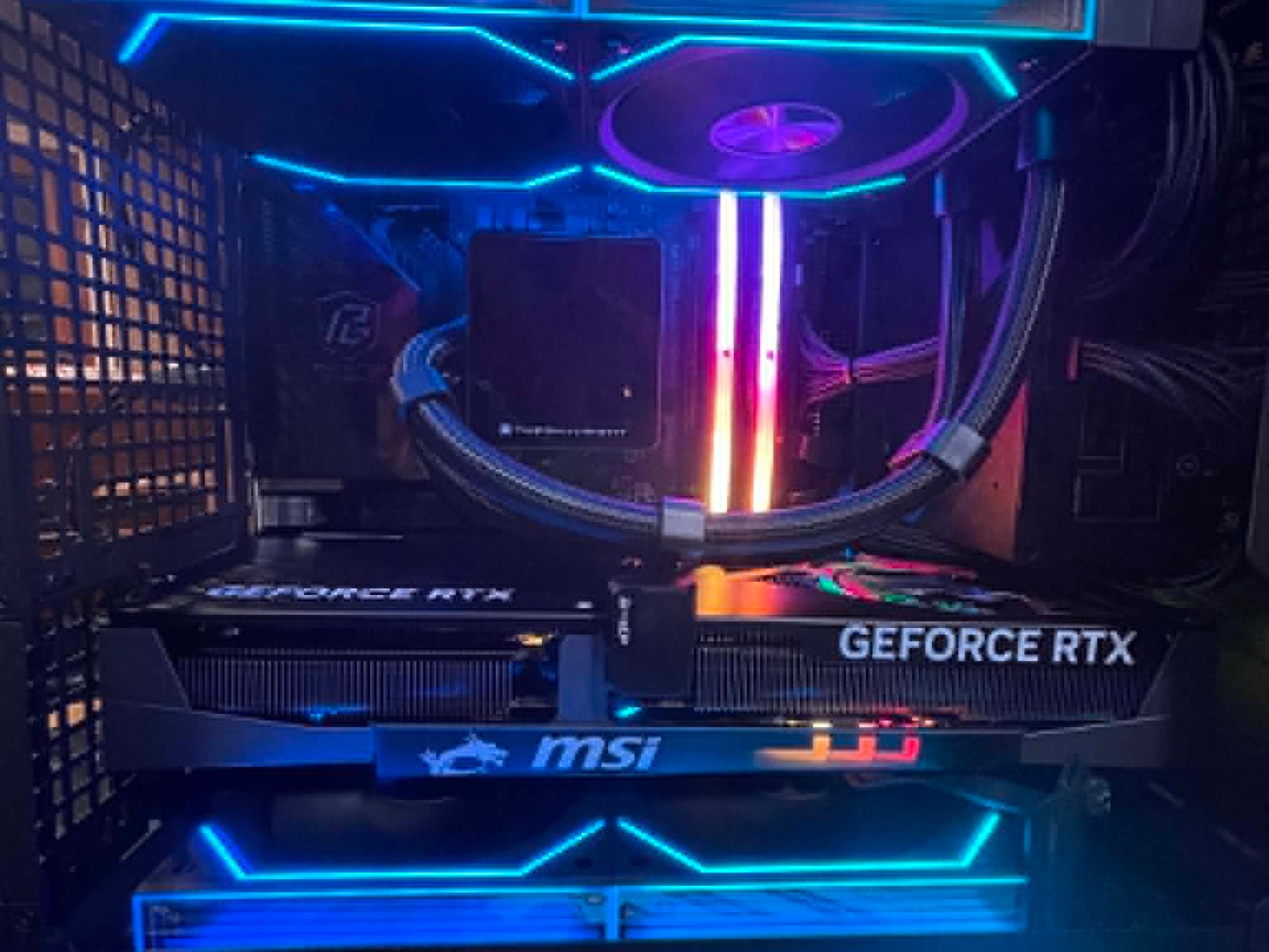 Custom Gaming PC , Small Form Factor