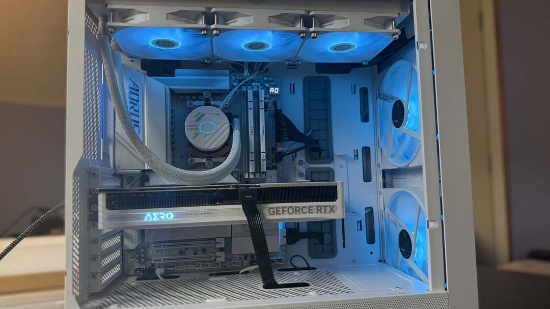 Ultimate 4K Gaming & Streaming - RTX 5080 | Ryzen 7 9800X3D | 64GB