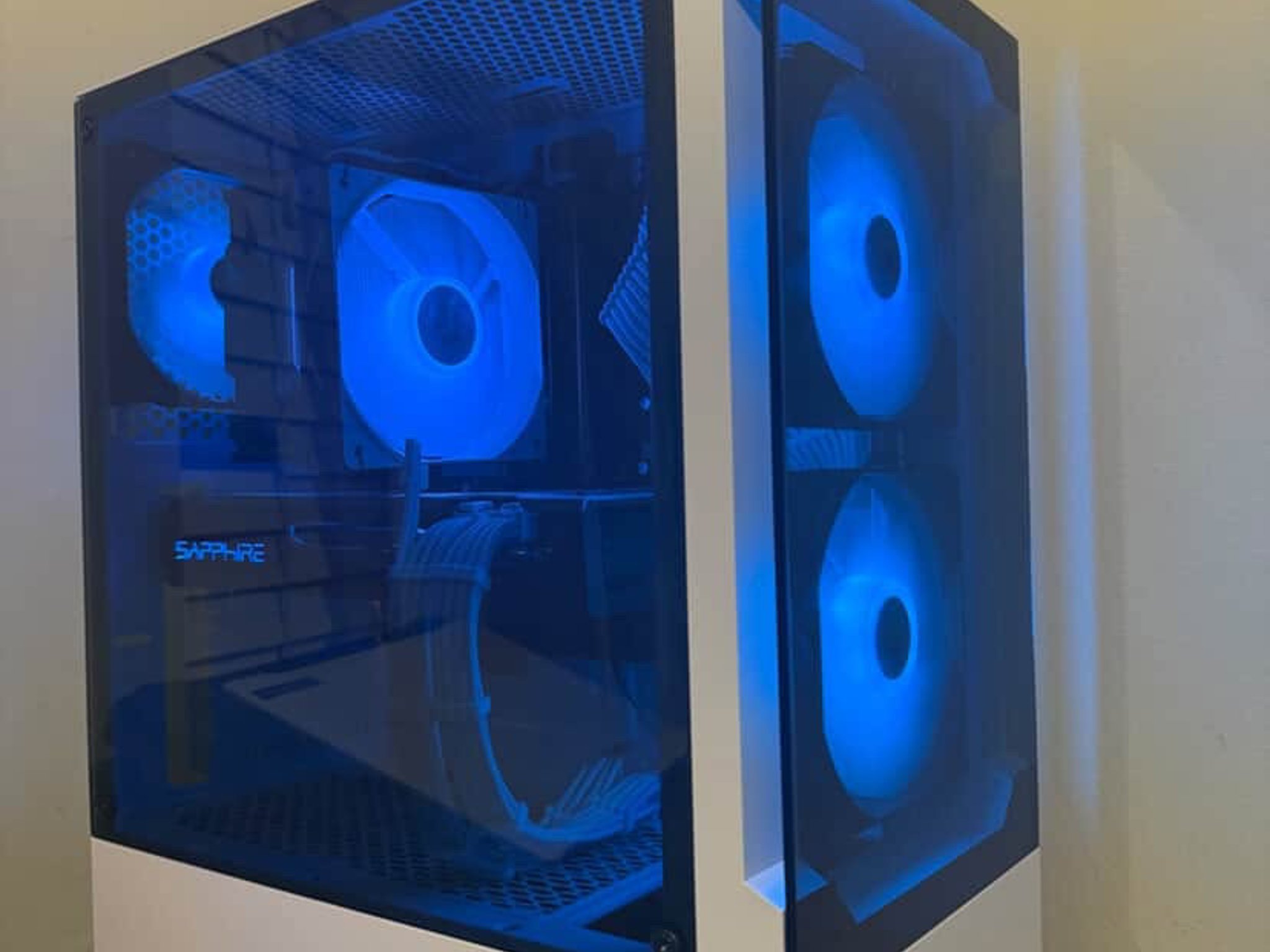 ❄️ White Phantom Gaming PC ❄️ | Intel i5 | Sapphire RX 580 4GB | 16GB DDR4 |