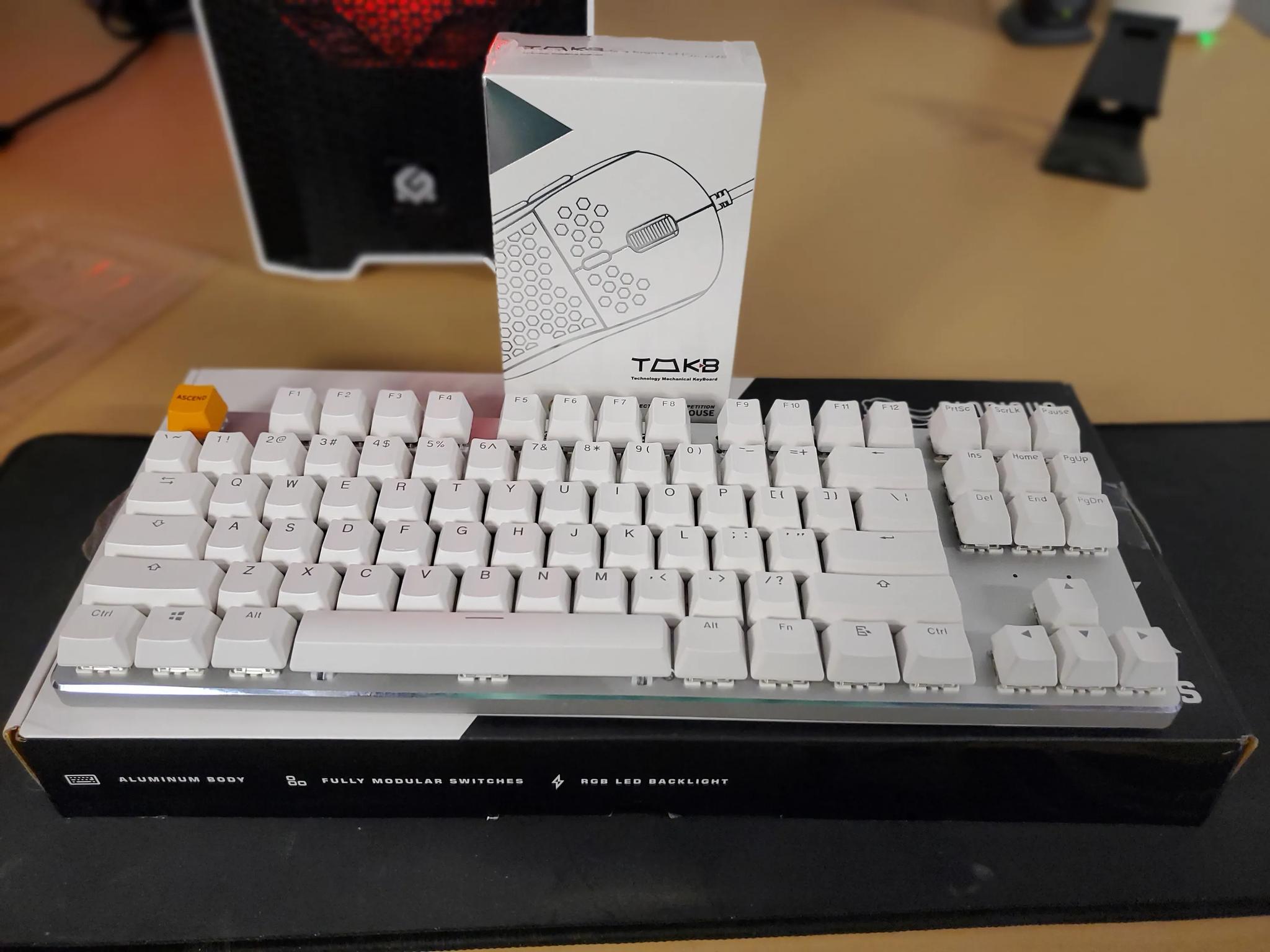 RTX 3060 12GB | Ryzen 5 3600 White and Black WIFI Edition