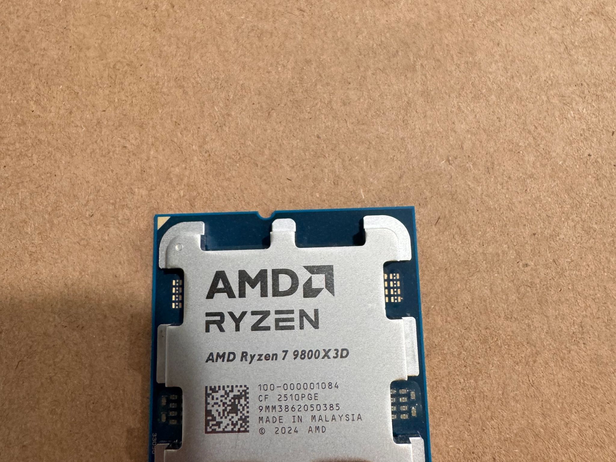 AMD Ryzen 7 9800X3D