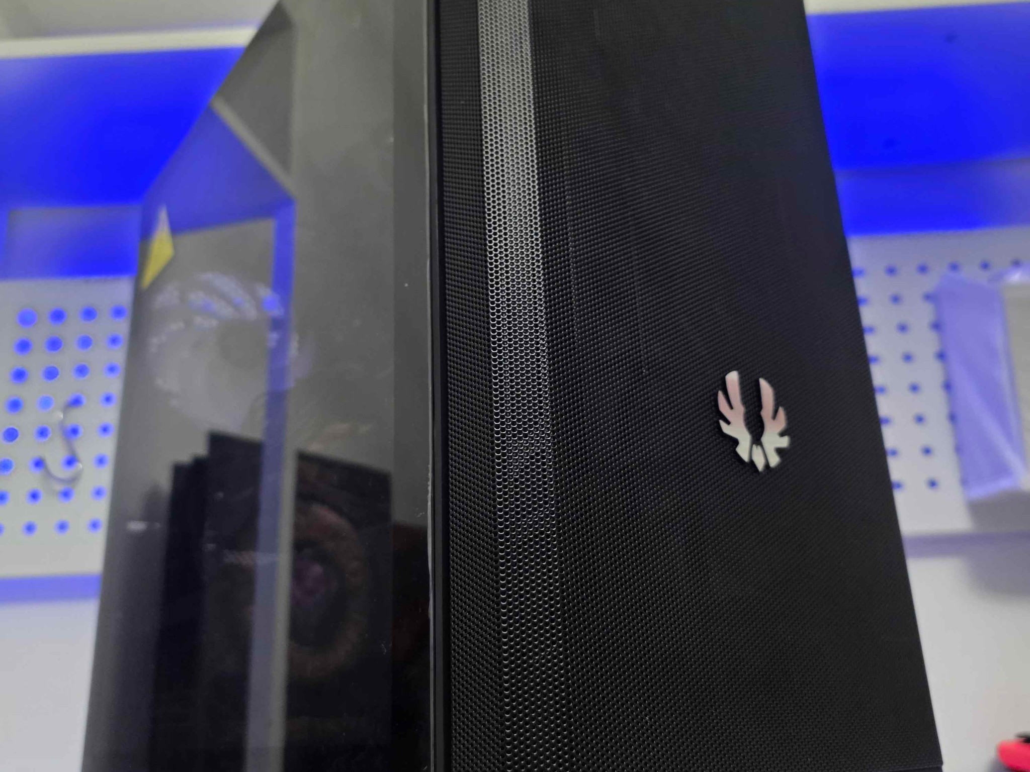 🎄RX 6700 XT GAMING PC 1440P READY WITH 2TB NVMe - BUILT-IN WiFi & RGB 🎄