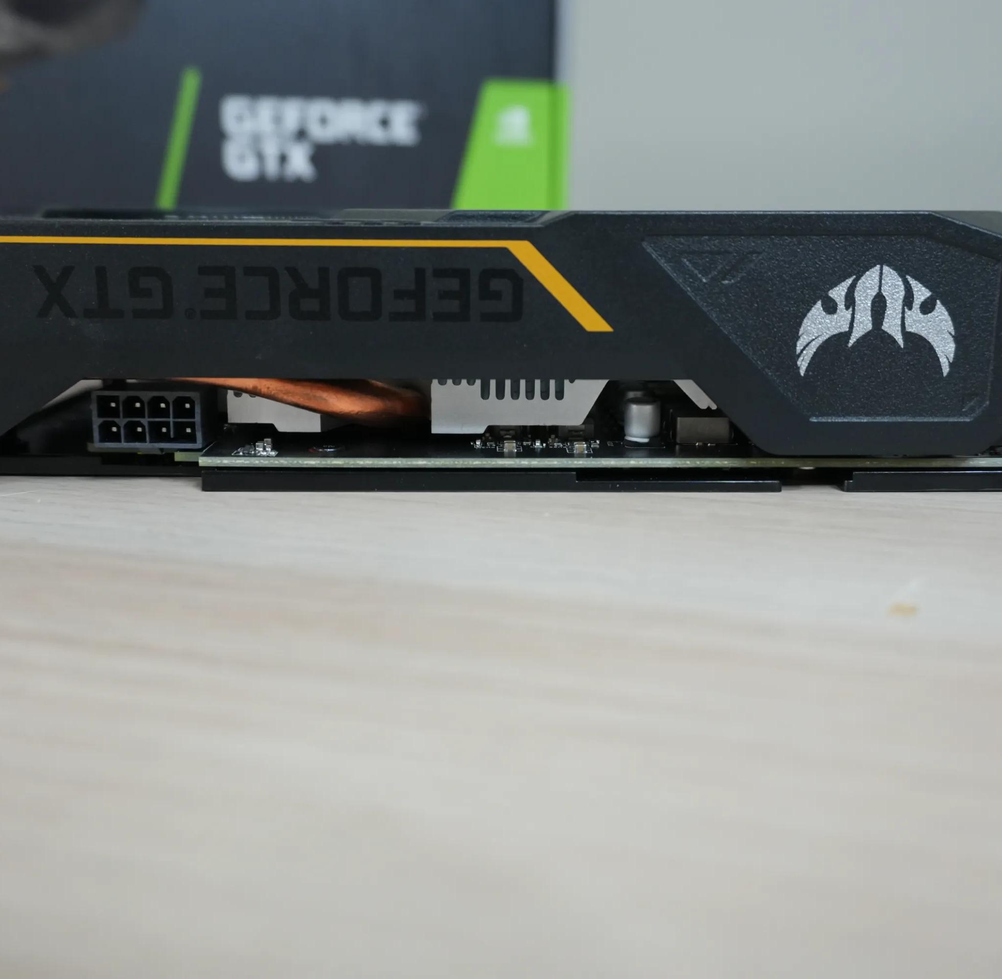ASUS 1660 SUPER TUF