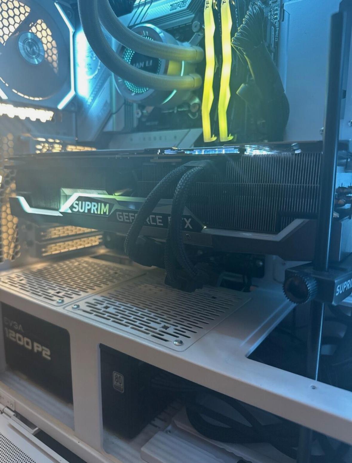 MSI RTX 3090ti SUPRIM X