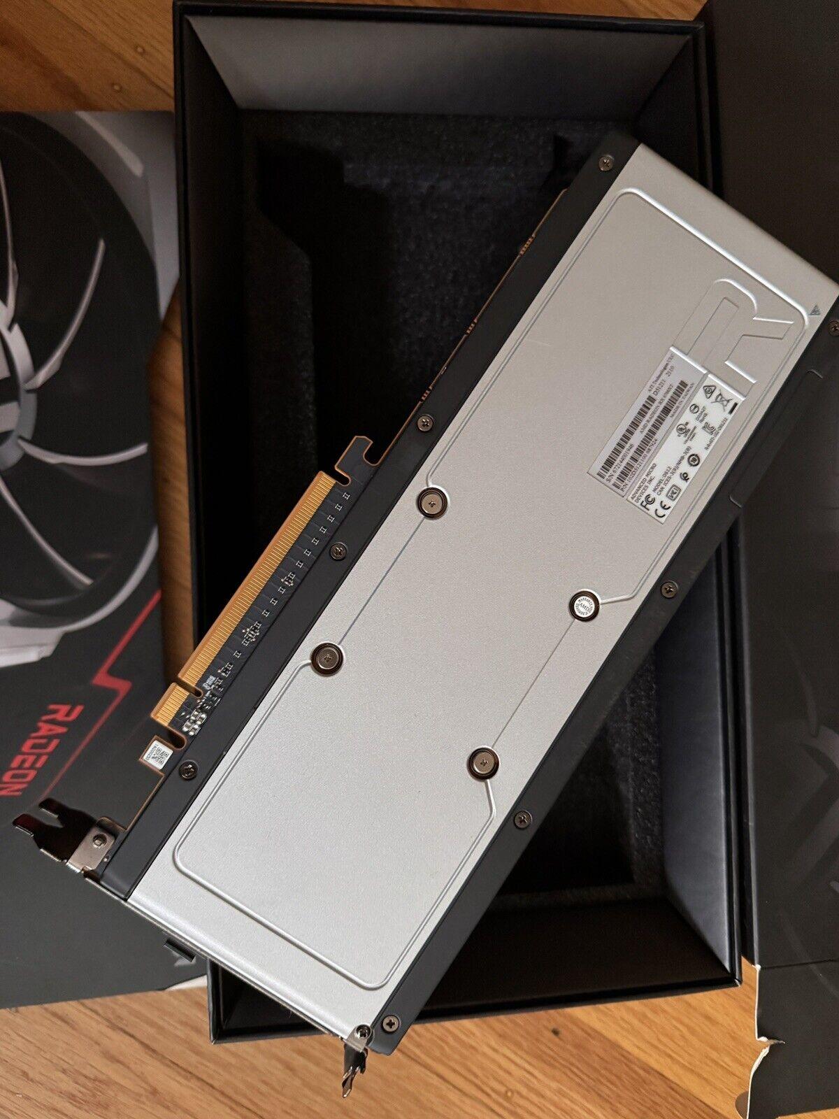 AMD RX 6700 XT Reference Model (USED/EXCELLENT + ORIGINAL BOX)