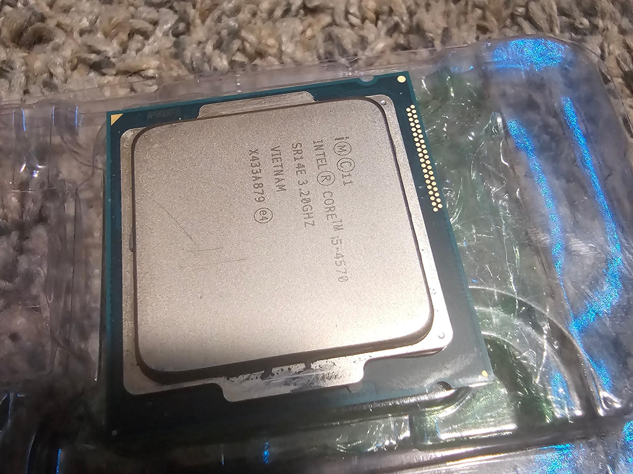 Intel Core i5‑4570 CPU Need Gone! – 3.2 GHz – Less Than 1 Year Used