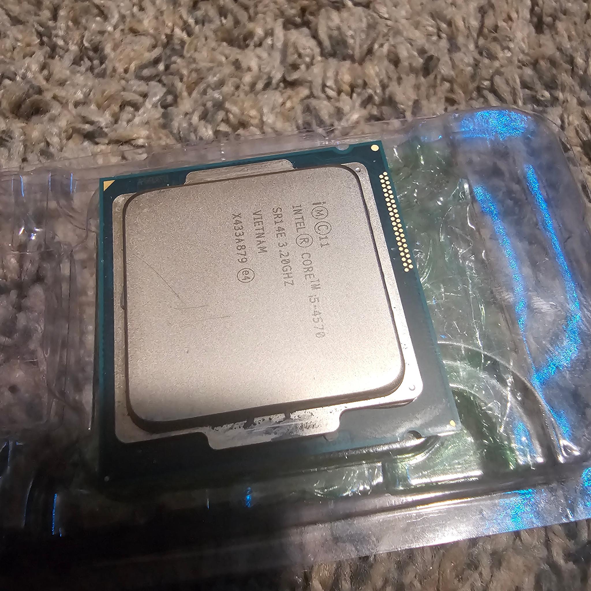 Intel Core i5‑4570 CPU Need Gone! – 3.2 GHz – Less Than 1 Year Used