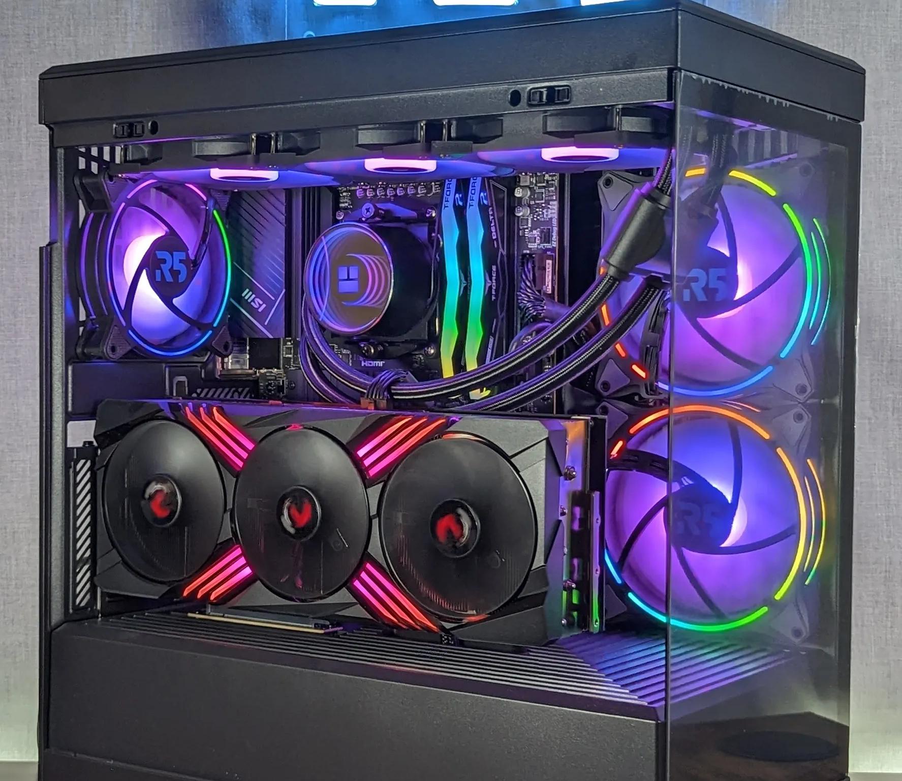RTX 4080 // Ryzen 9 7950x // 32GB 6000Mhz DDR5 // 2TB Samsung 980 Pro // WiFi