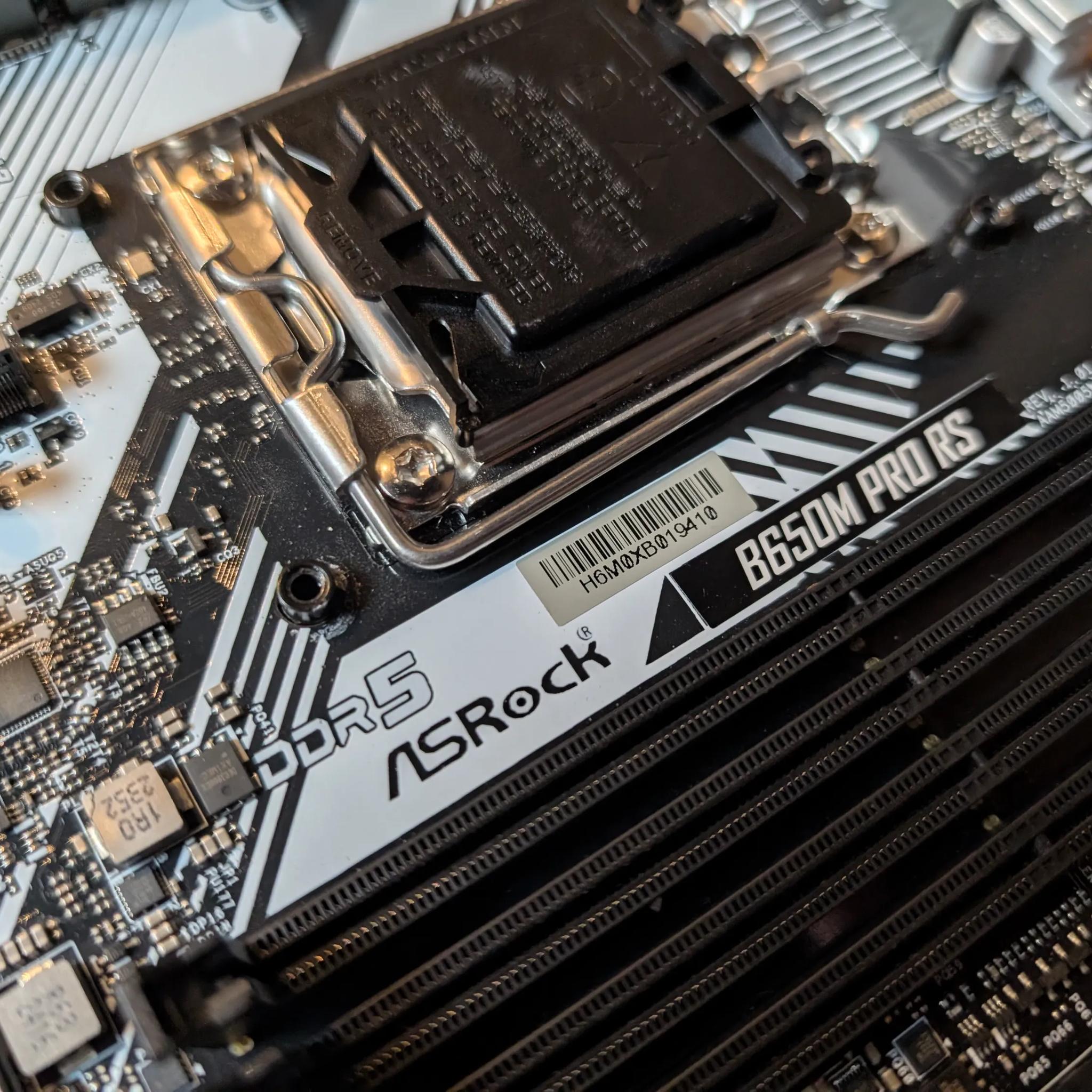 ASROCK B650M PRO RS