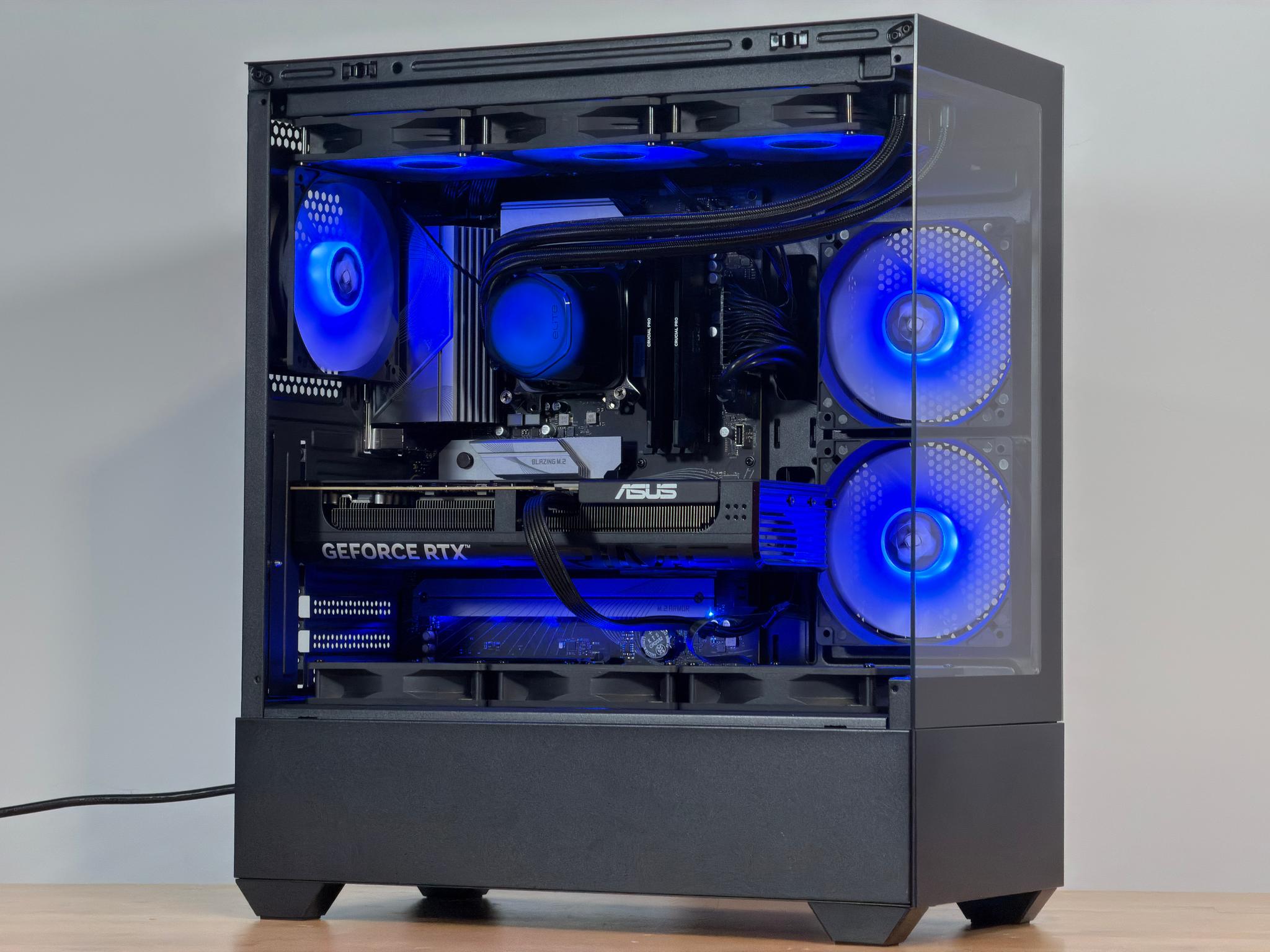 RTX 5070 Intel Core Ultra 5 245k Gaming PC