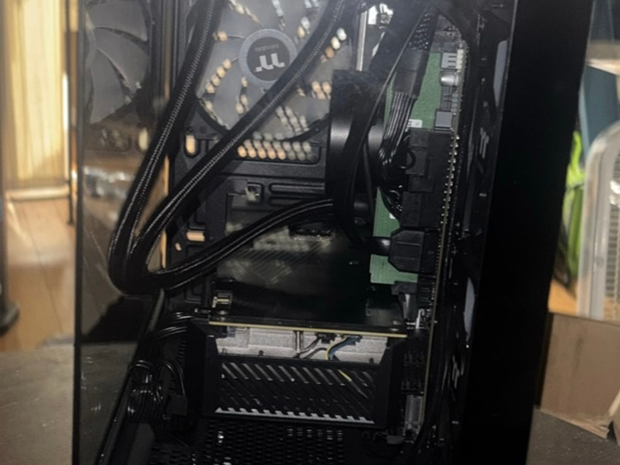 Radeon RX 5600 XT Custom Gaming PC - Ryzen 5 5500, 16GB RAM, 512GB SSD