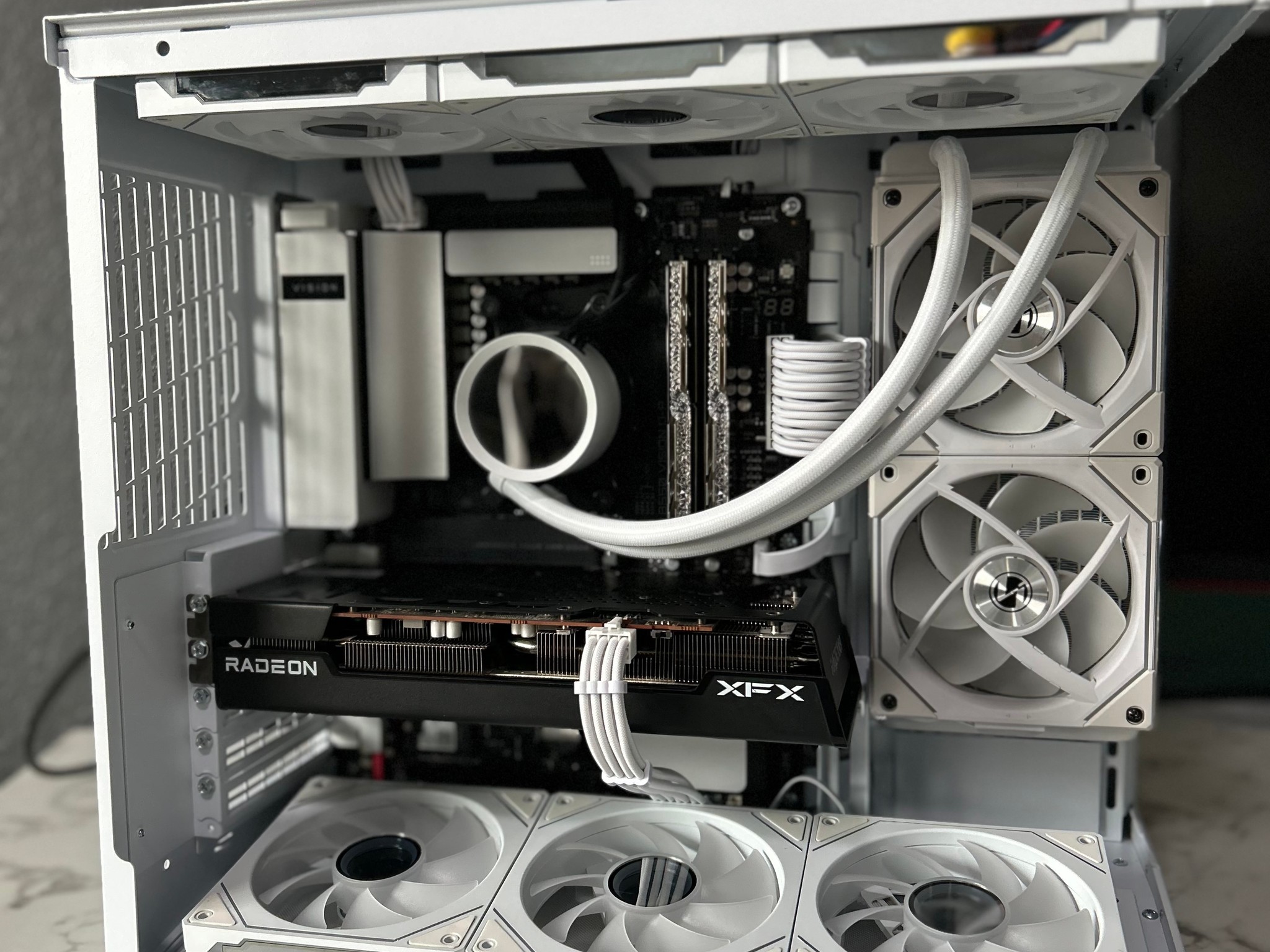 Black Ice Gaming Pc