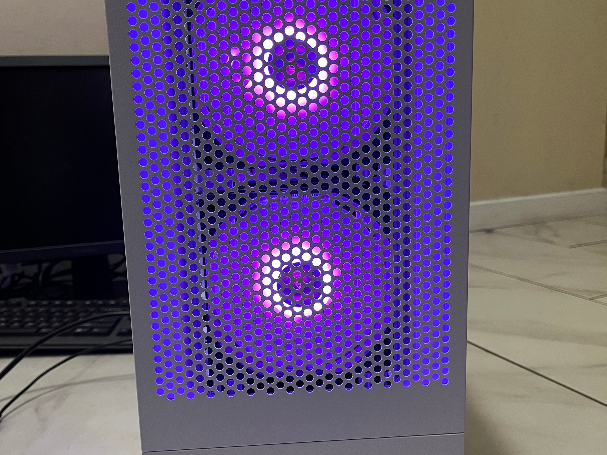 🟠🔥NVIDIA RTX 2060, Intel i5-6400, 12GB RAM, 620 GB Storage, High Performance RGB Gaming PC