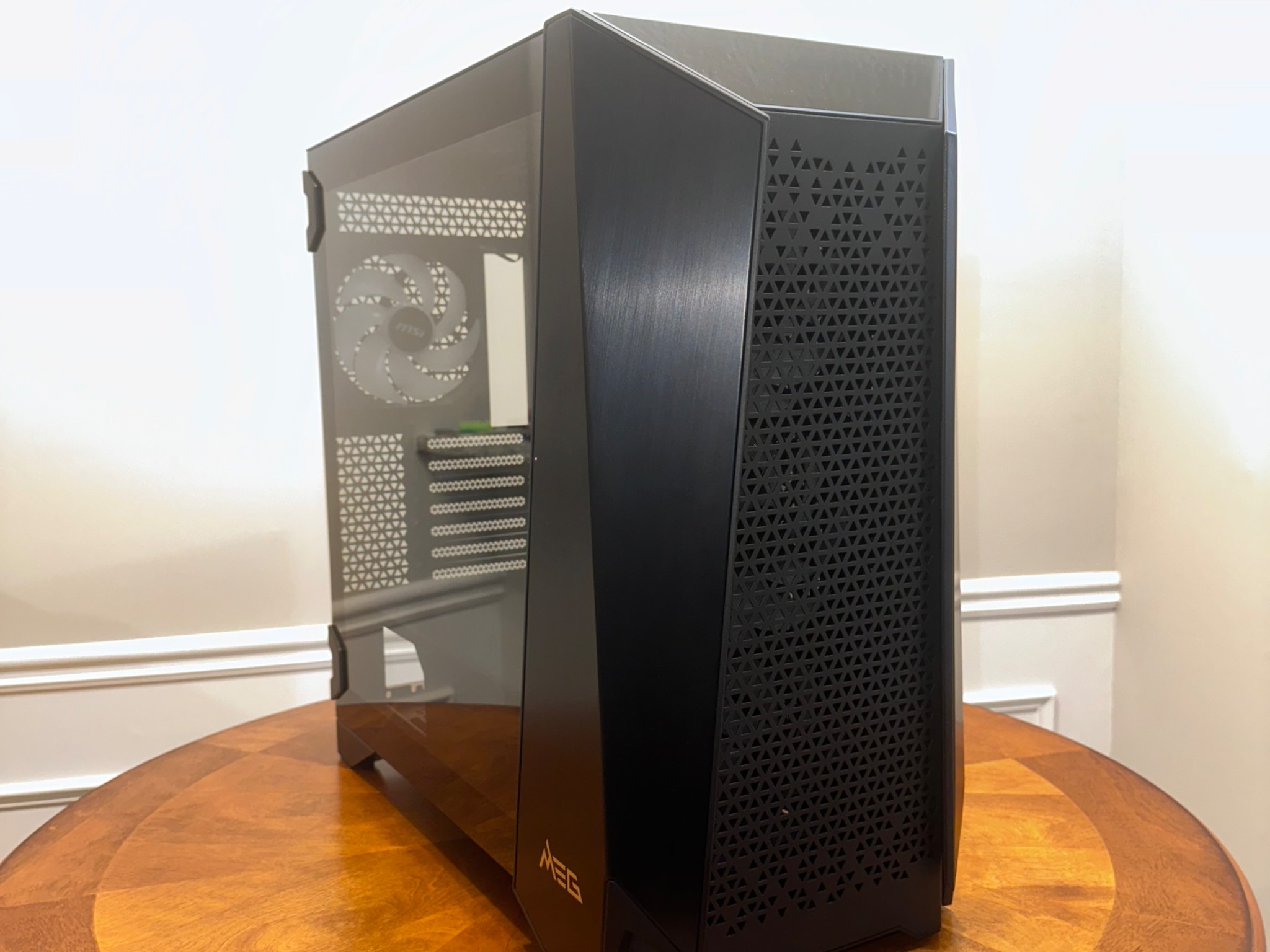 On Sale!🔥 MSI MEG PROSPECT 700R Gaming Case