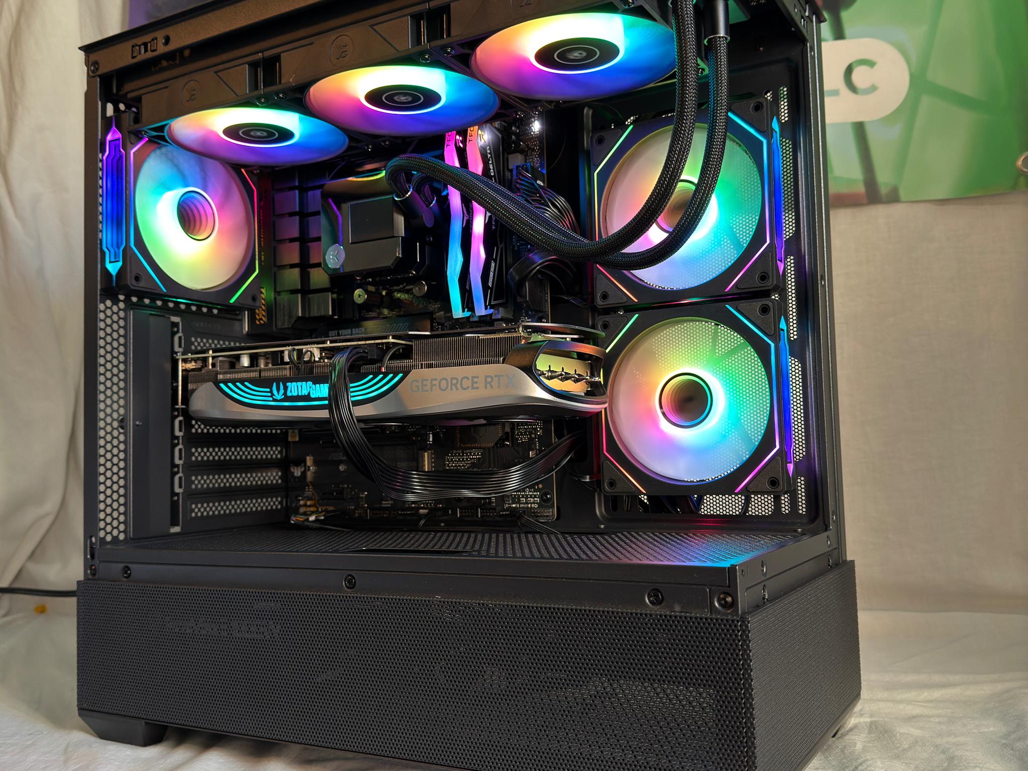 RTX 4070TI And Ryzen 7 9700X Gaming PC