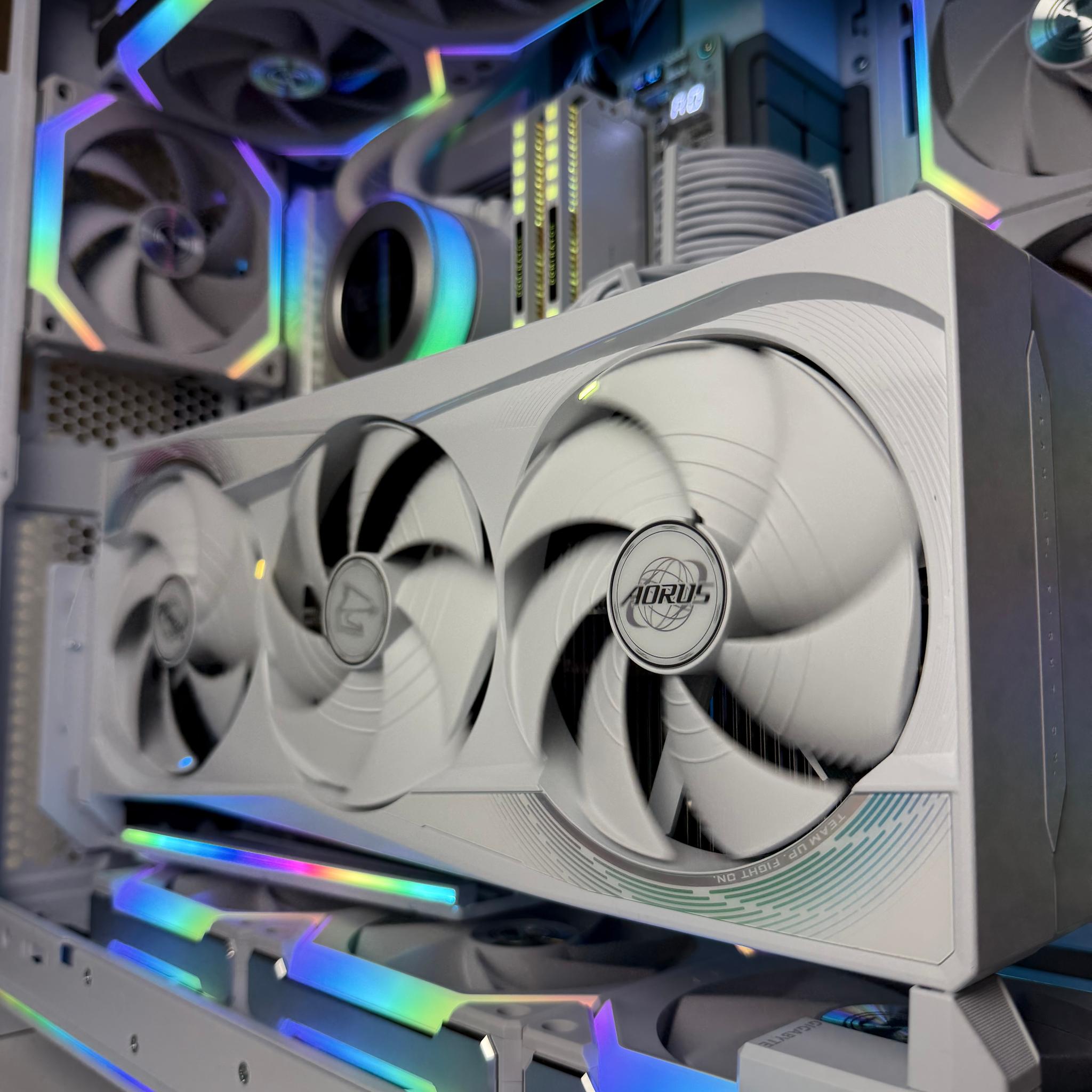 New! Gaming PC - Nvidia Aorus Master 5090 - Ryzen 7 9800x3d - 64 Gb RAM DDR5 - 2TB SSD