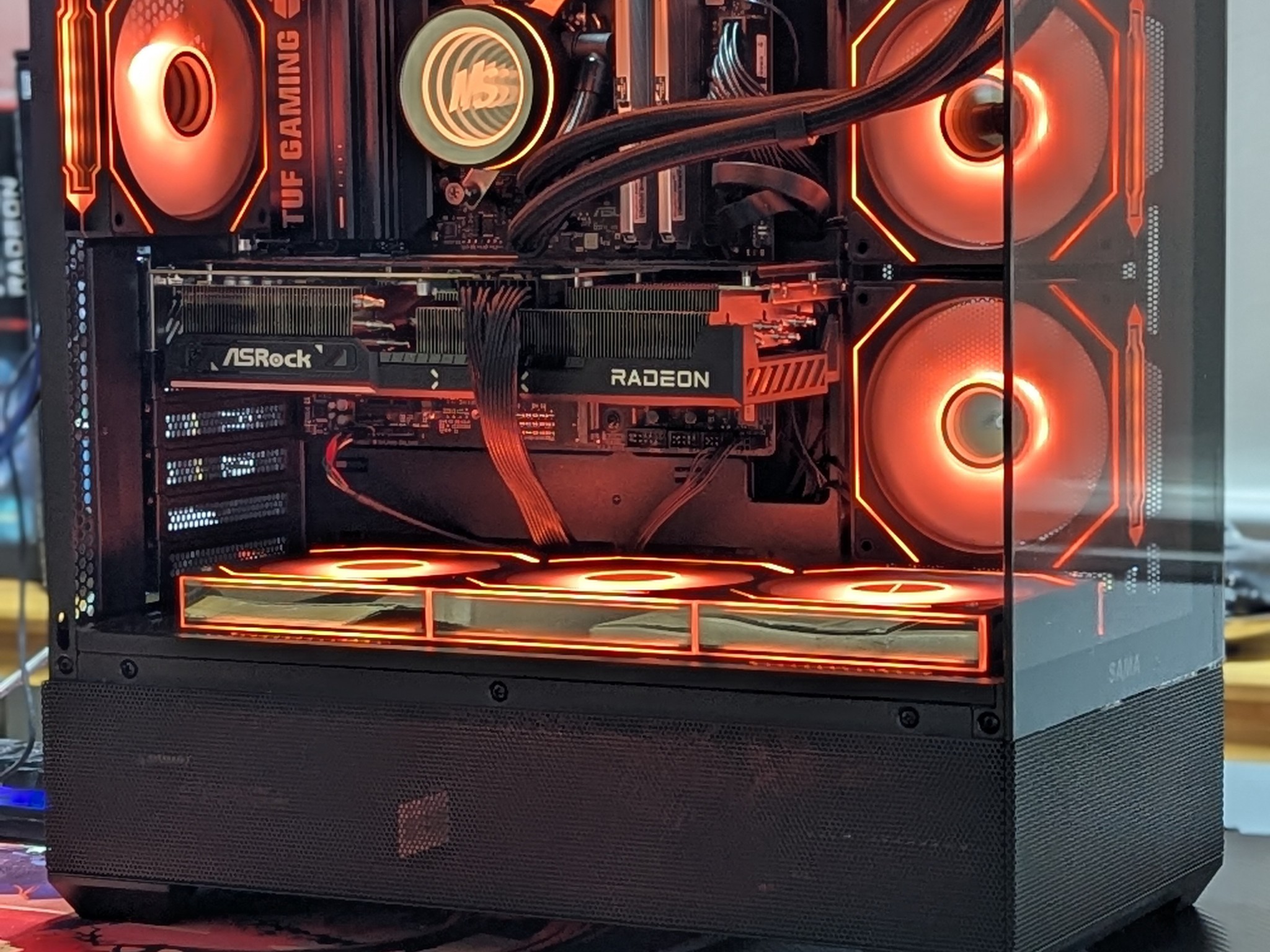 AMD Ryzen 7 9800X3D|AMD Radeon RX 9070 XT|32 GB DDR5 6000|2.5 TB NVME SSD M.2|Windows 11 PRO Active