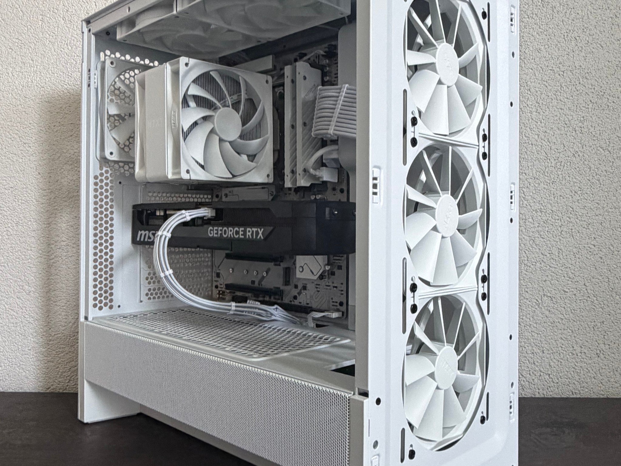 ❄️ Project Snowstorm ❄️ | RTX 5070 Ti | Ryzen 7 7800X3D | 32GB DDR5-7000 | 📶 Wi-Fi& Bluetooth Ready