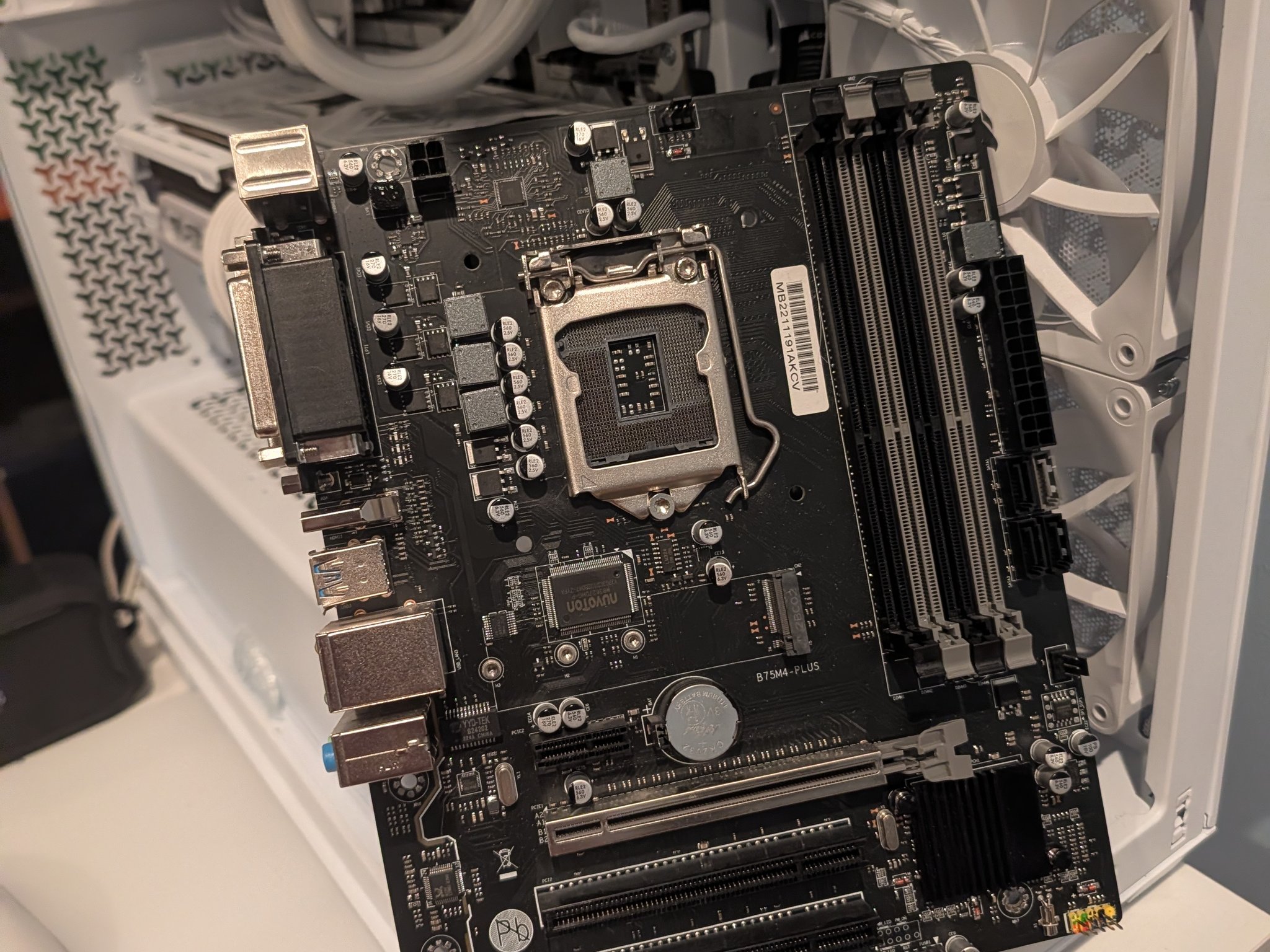 LGA 1155 motherboard STG aborn