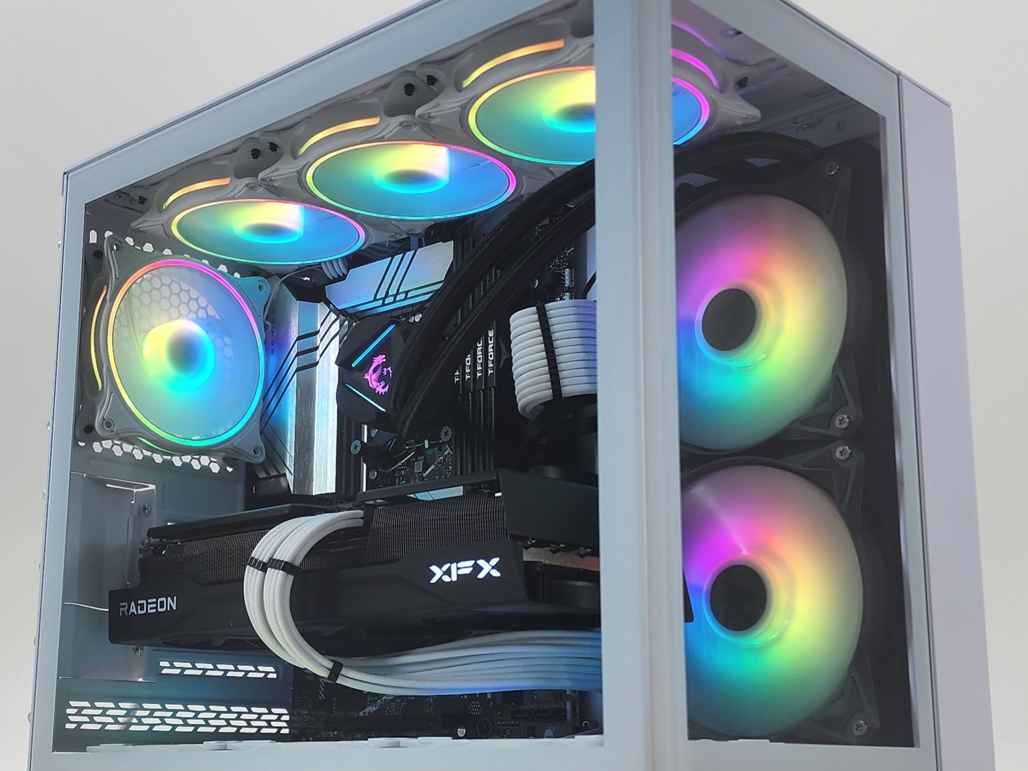 Gaming PC i5-14600KF 32GB RAM 1TB SSD RX 9070 XT 16GB Windows 11 Computer