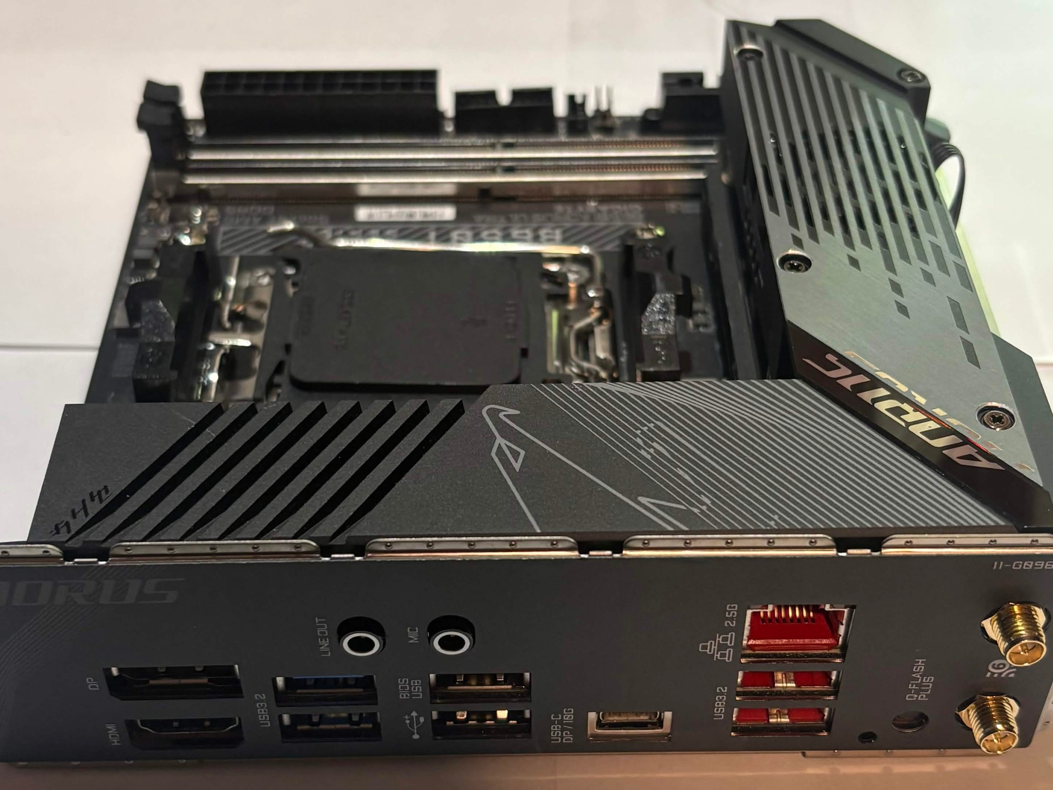 Gigabyte B650I AORUS Ultra Mini-ITX AM5 DDR5 Motherboard | Complete in Box | Fully Tested