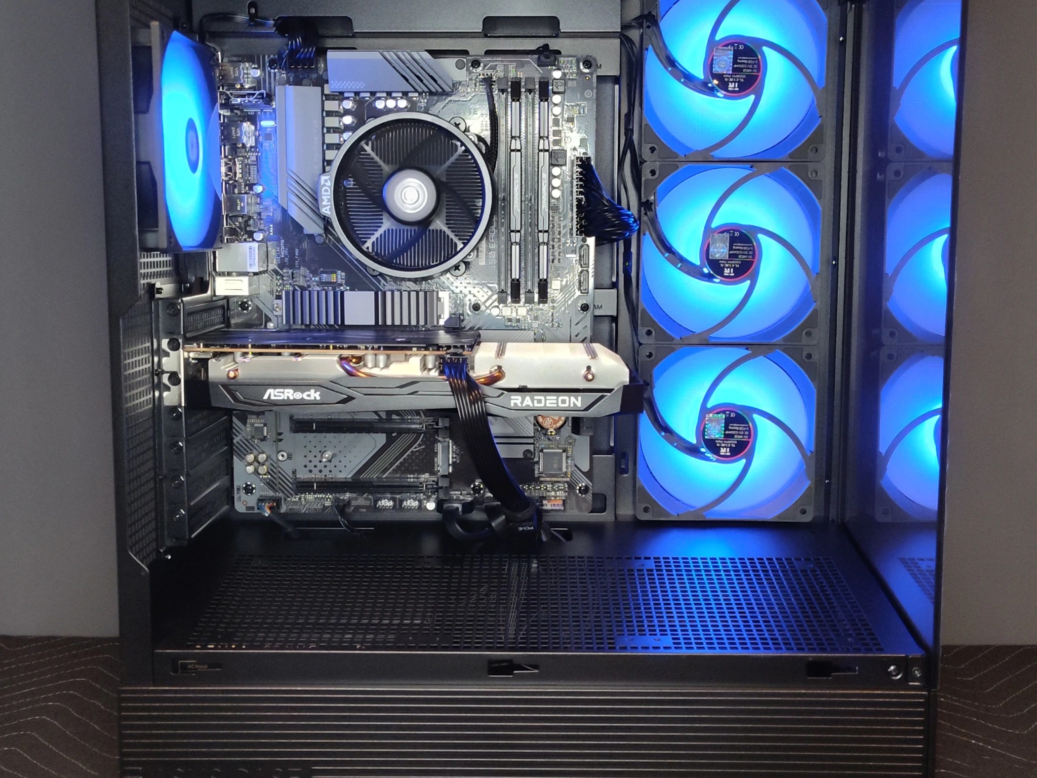 Solid 1080p | Entry 1440p | Ryzen 5 5500 | RX 6600 | 1TB Storage | 16GB 3200Mhz Ram | WiFi6