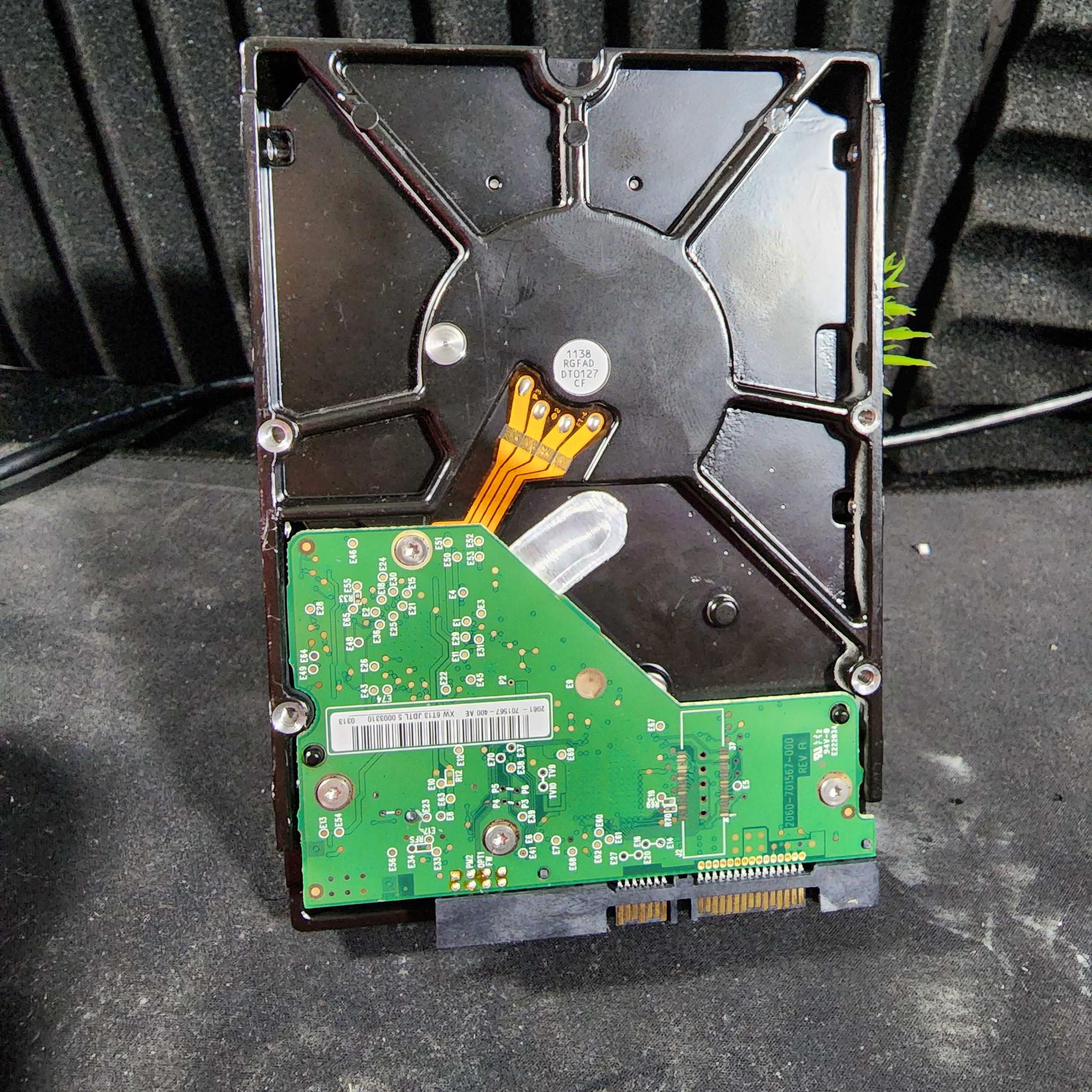 Western Digital Black 1 TB 3.5" 7200RPM Internal Hard Drive **READ DESC**