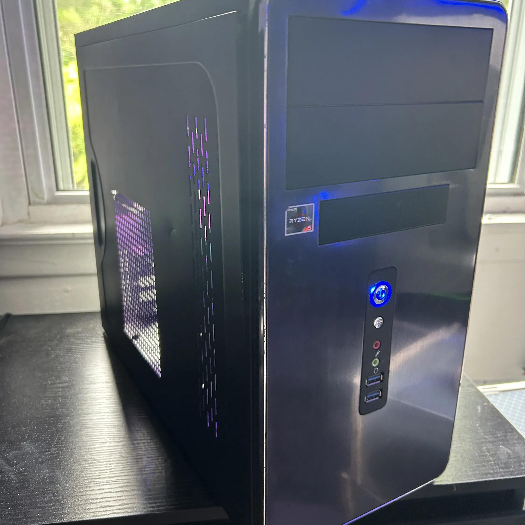 GAMING PC QUAD CORE 7GB RADEON R7 370 RGB Lighting RGB Fans Comnputer