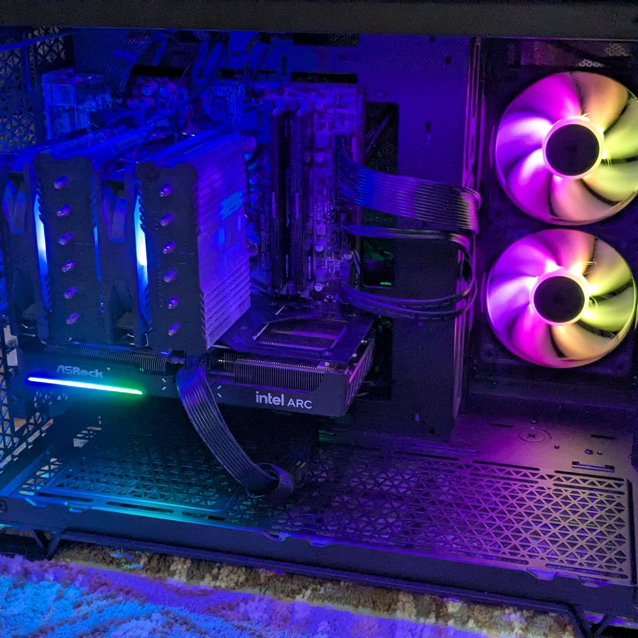 200 FPS Fortnite | i7-10700F, Intel Arc B580 12GB, 32GB RAM, 1TB NVME SSD, 1.5TB HDD, Win11, WiFi