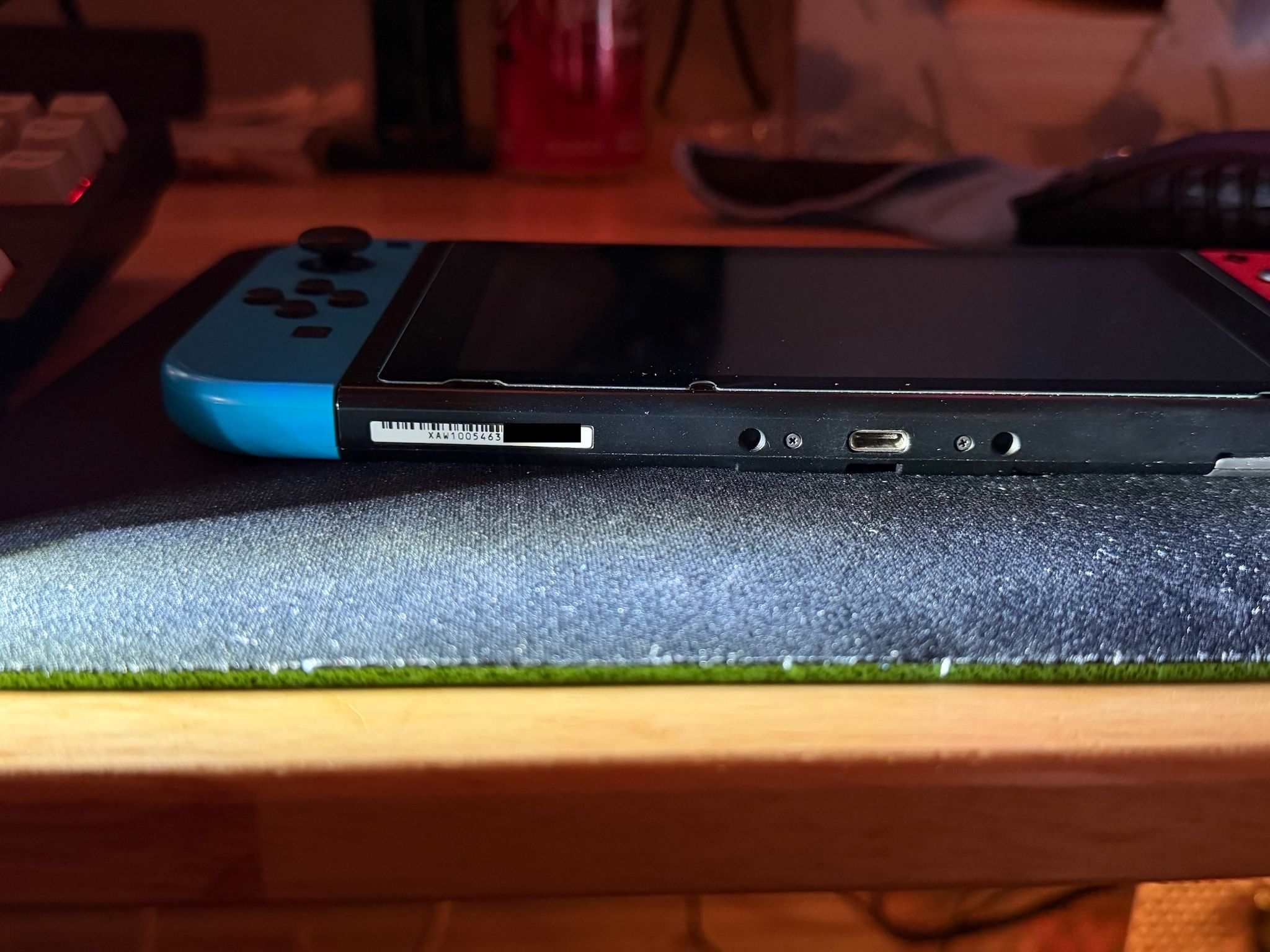 Nintendo Switch Partial Box Set (Unpatched) + 256GB microSD + Carrying Case