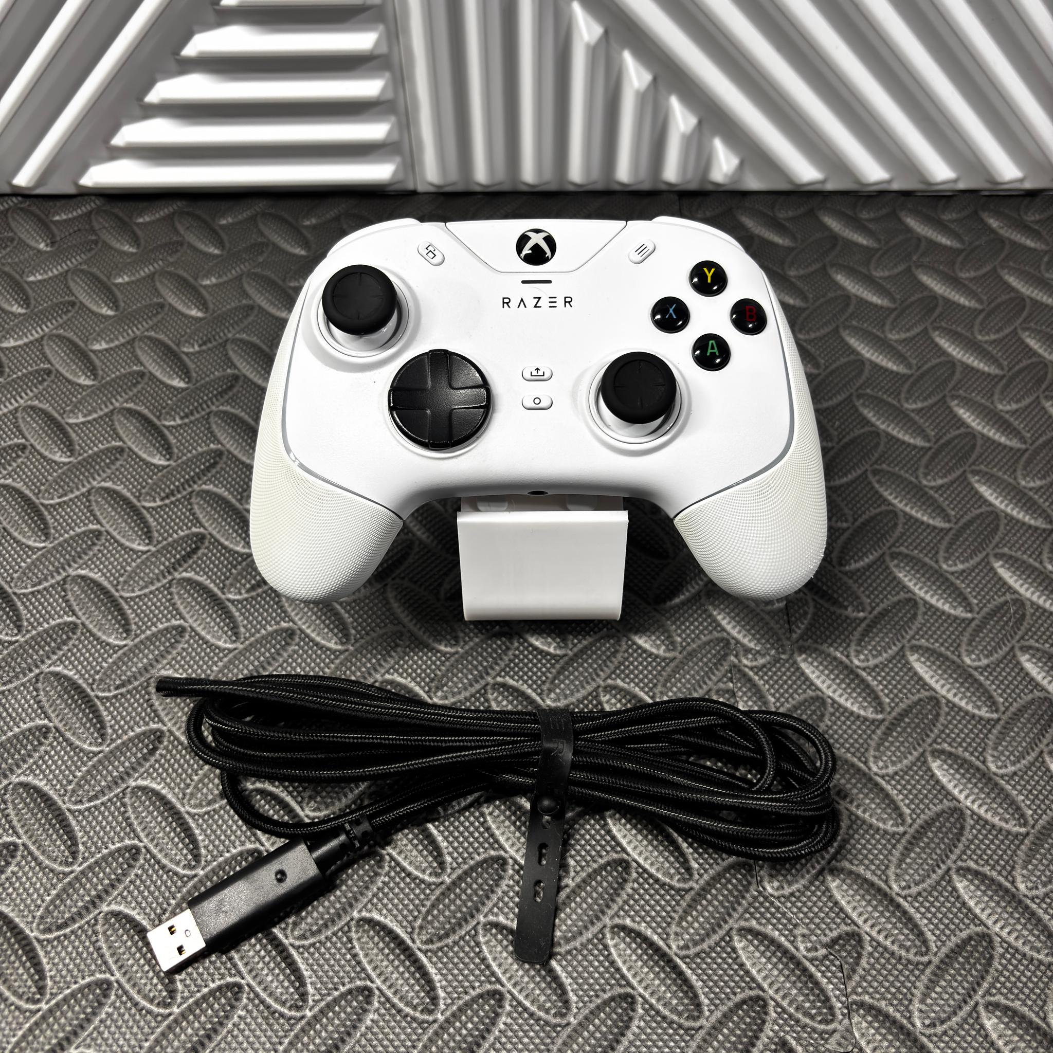 White Razer Wolverine V2 Chroma Controller | Xbox / PC | Tested Working