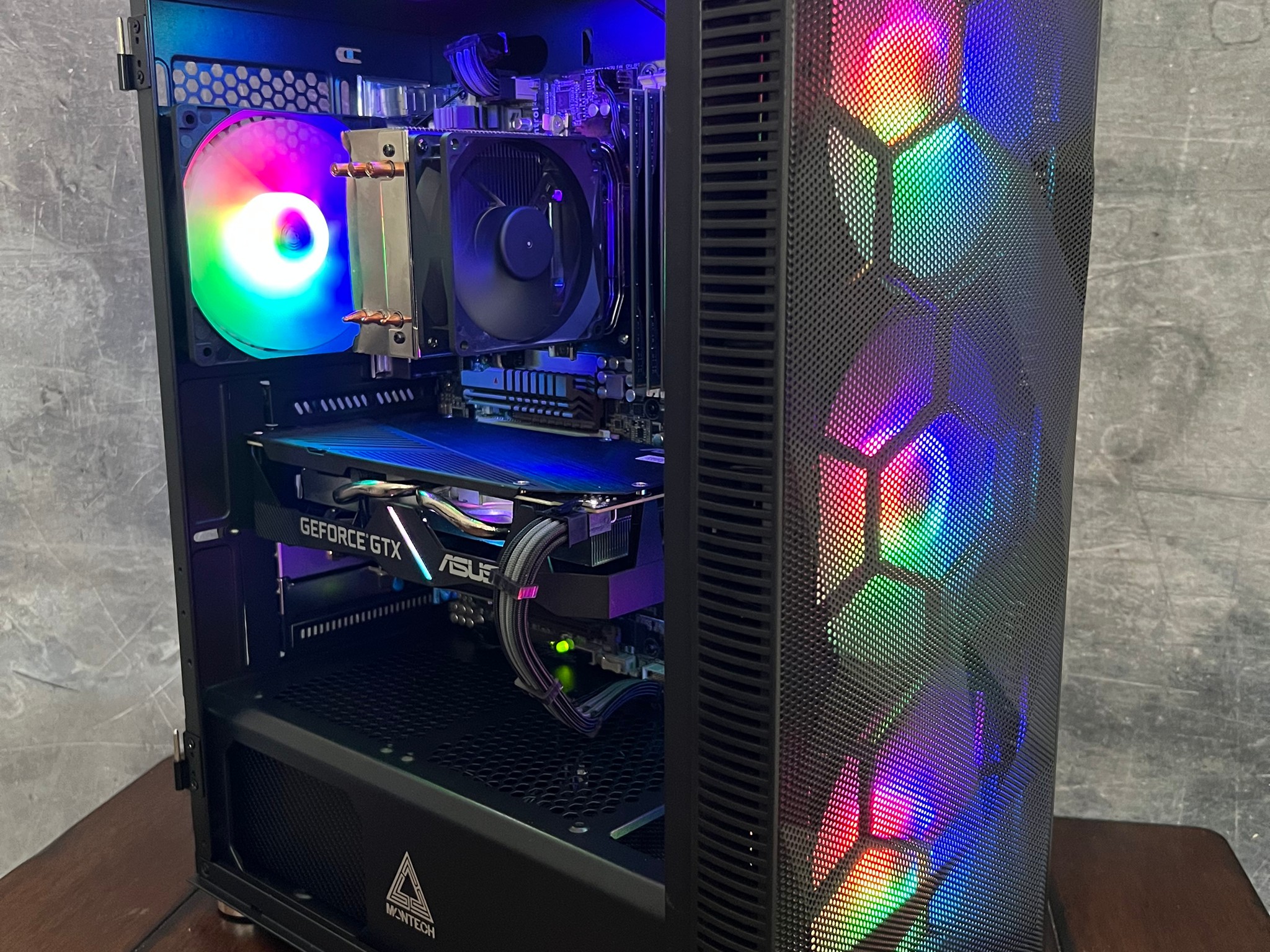 🎉Budget Gaming PC🎉 ASUS GTX 1660 Super - AMD FX 8320 - 16GB RAM - 1TB SSD - New Case with RGB -