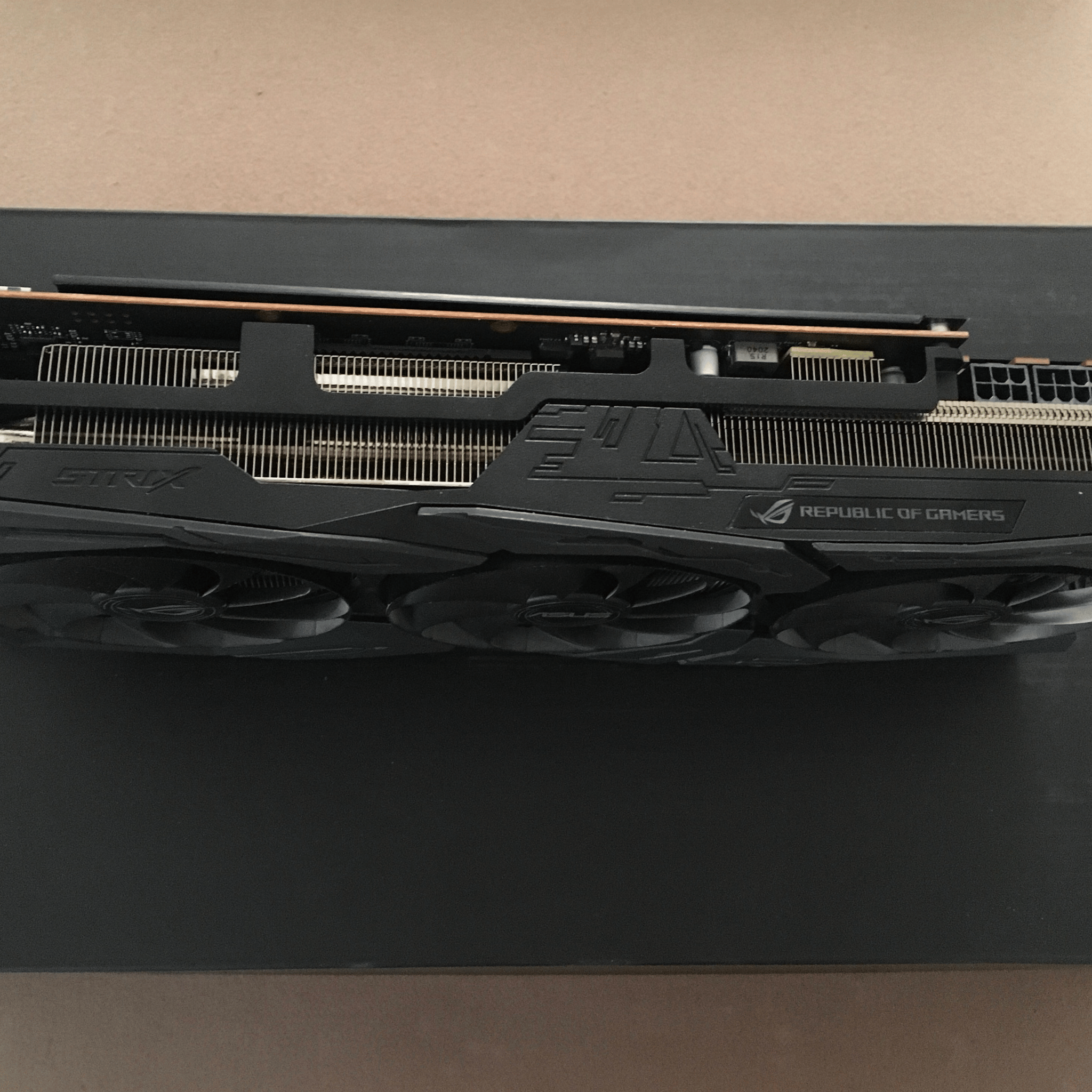 *USED* ROG Strix RX 5600 XT TOP Edition 